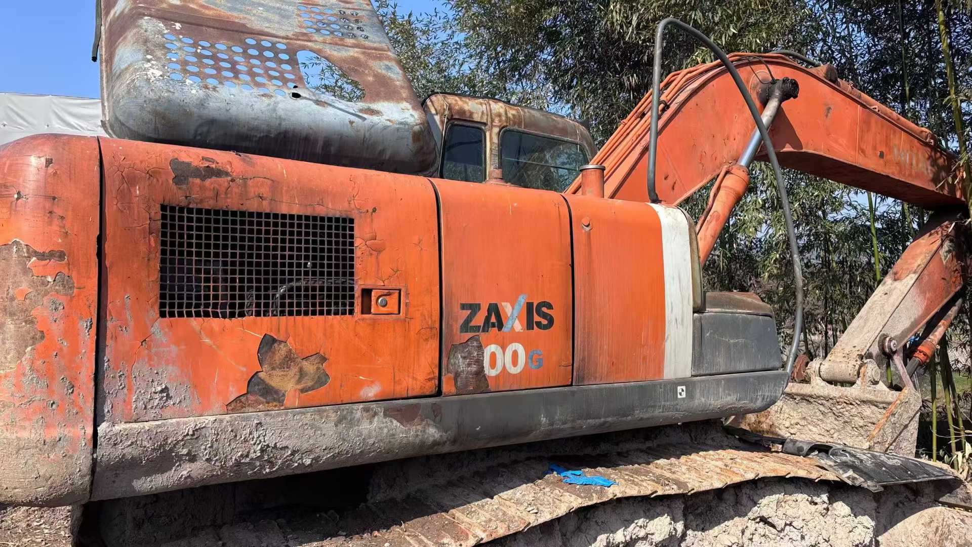 Used Hitachi ZX200-3G Excavator 2010 Model / 2