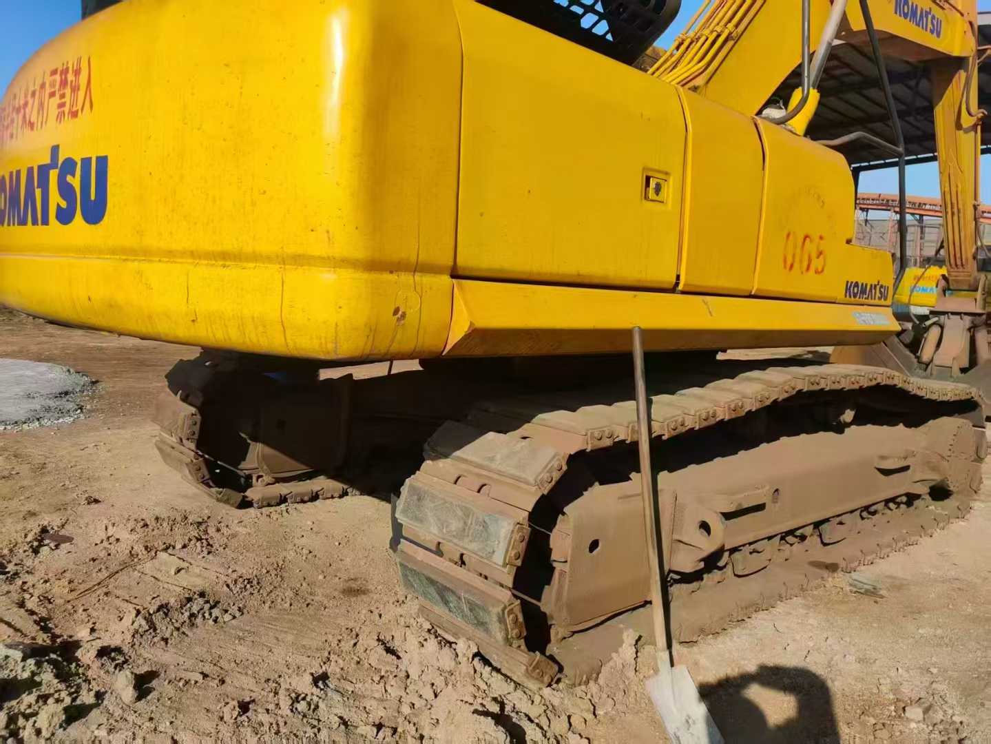 Used Komatsu PC60 Excavator Model / 3