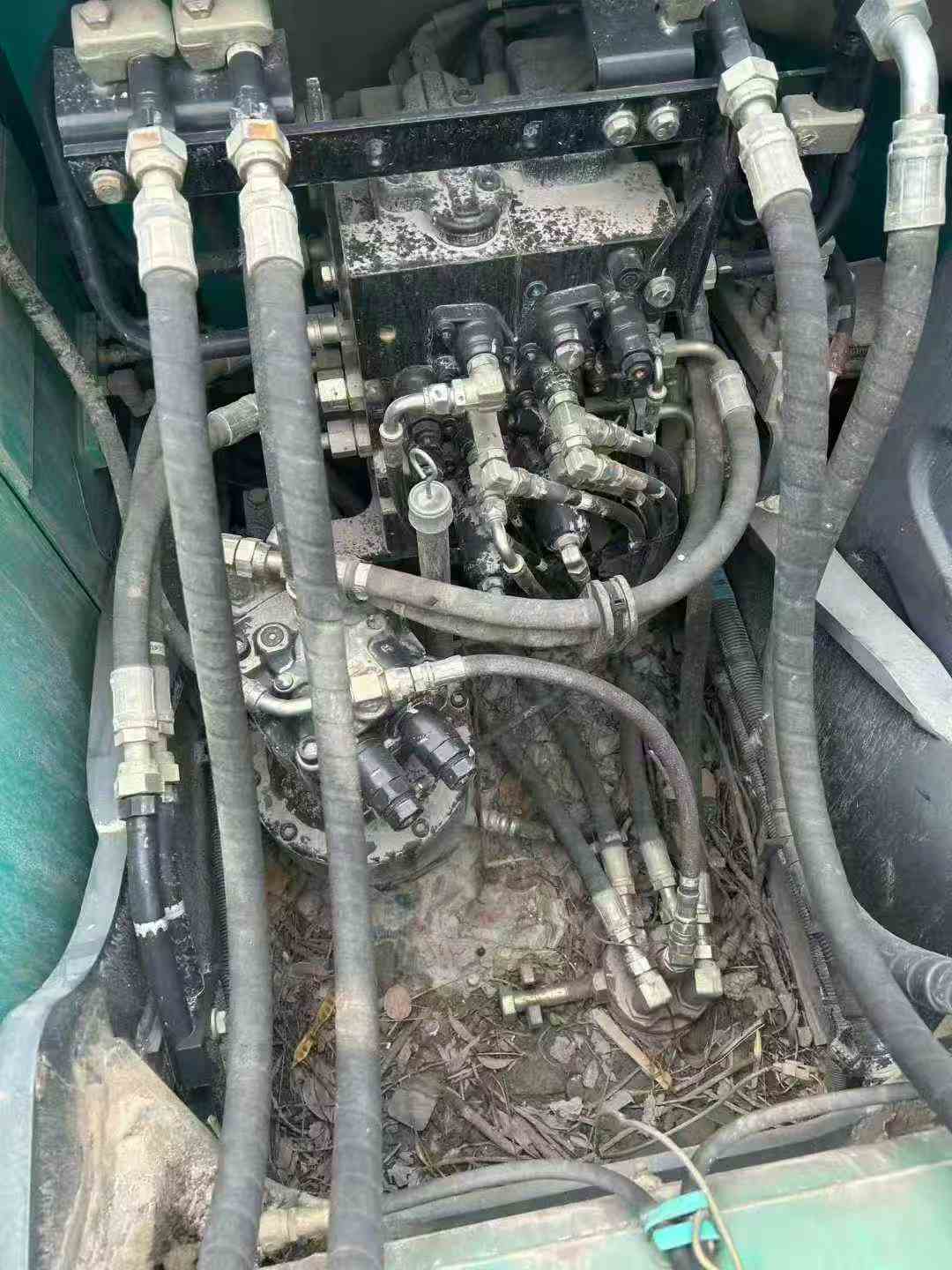 Used Kobelco SK130-8 Excavator 2014 Model / 5