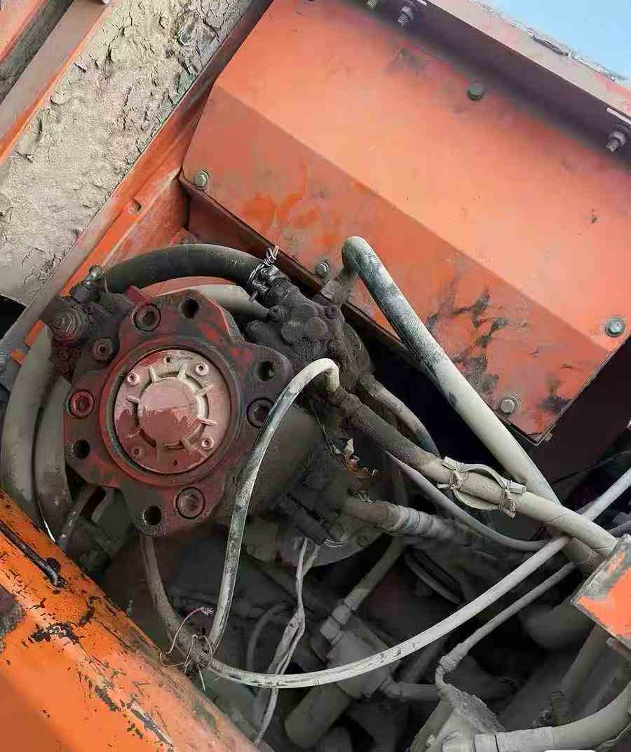 Used Doosan S210WV Excavator 2016 Model / 7