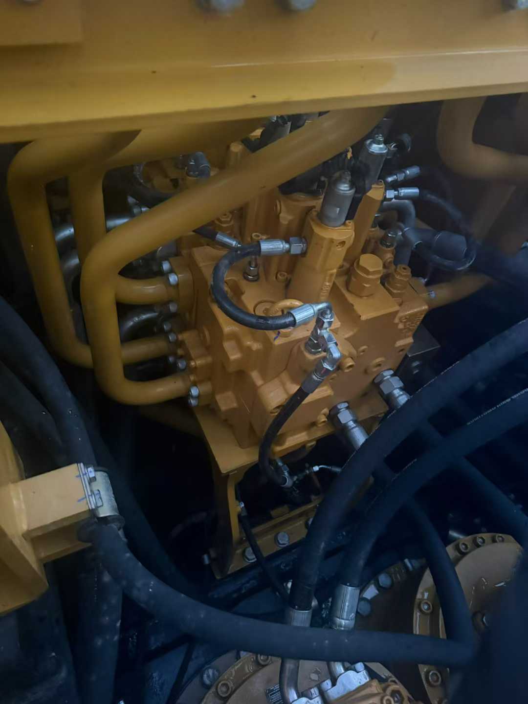 Used Sany SY650HB Excavator 2022 Model / 7