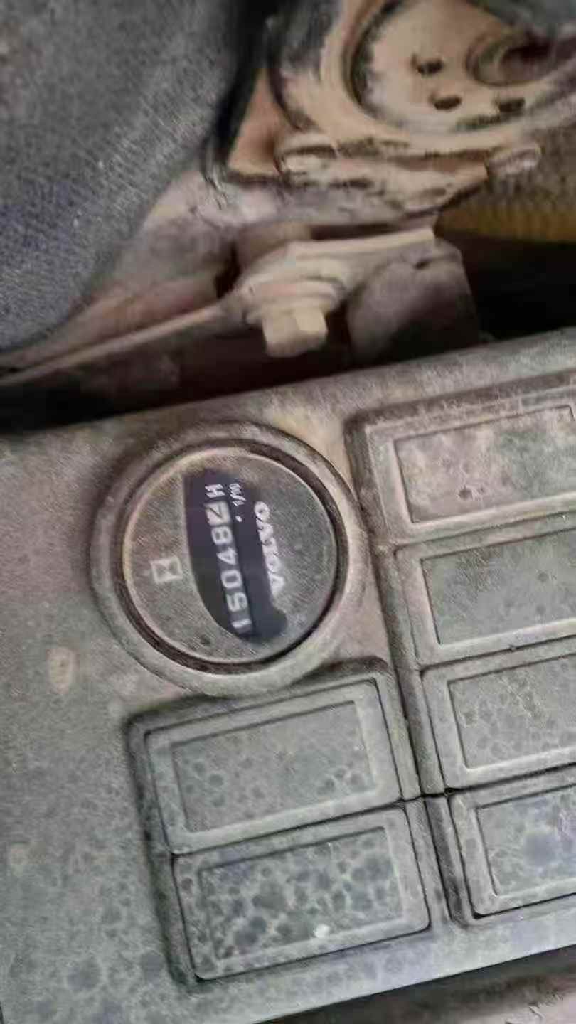 Used Volvo EW200B Excavator 2016 Model / 9