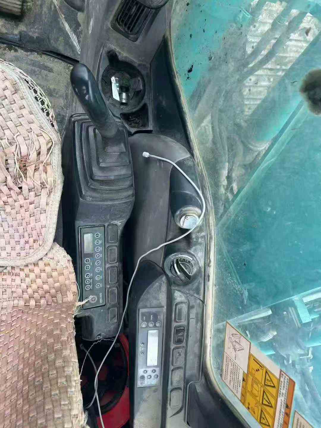 Used Kobelco SK130-8 Excavator 2014 Model / 9