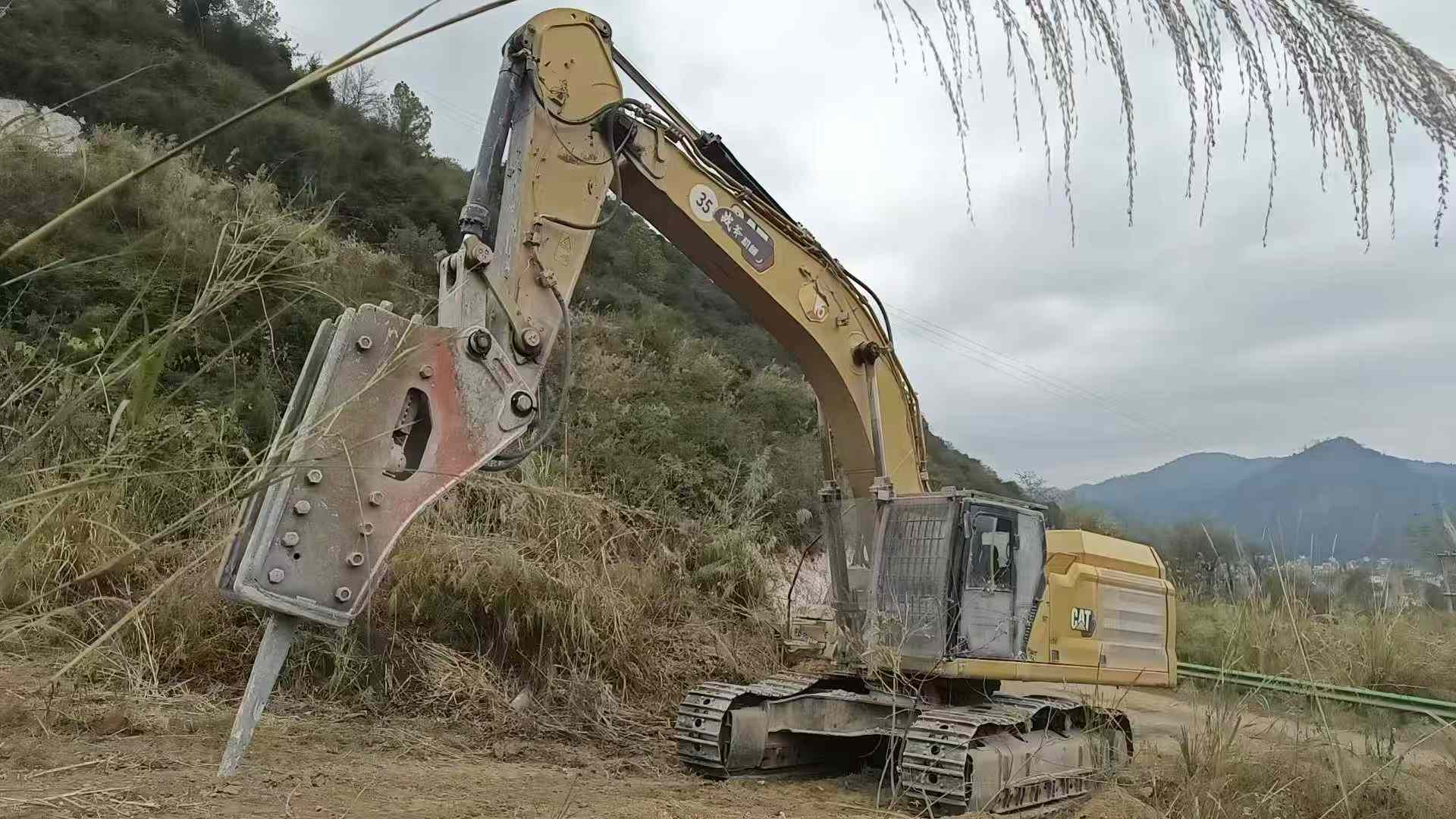 Used Caterpillar CT195 Excavator 2020 Model