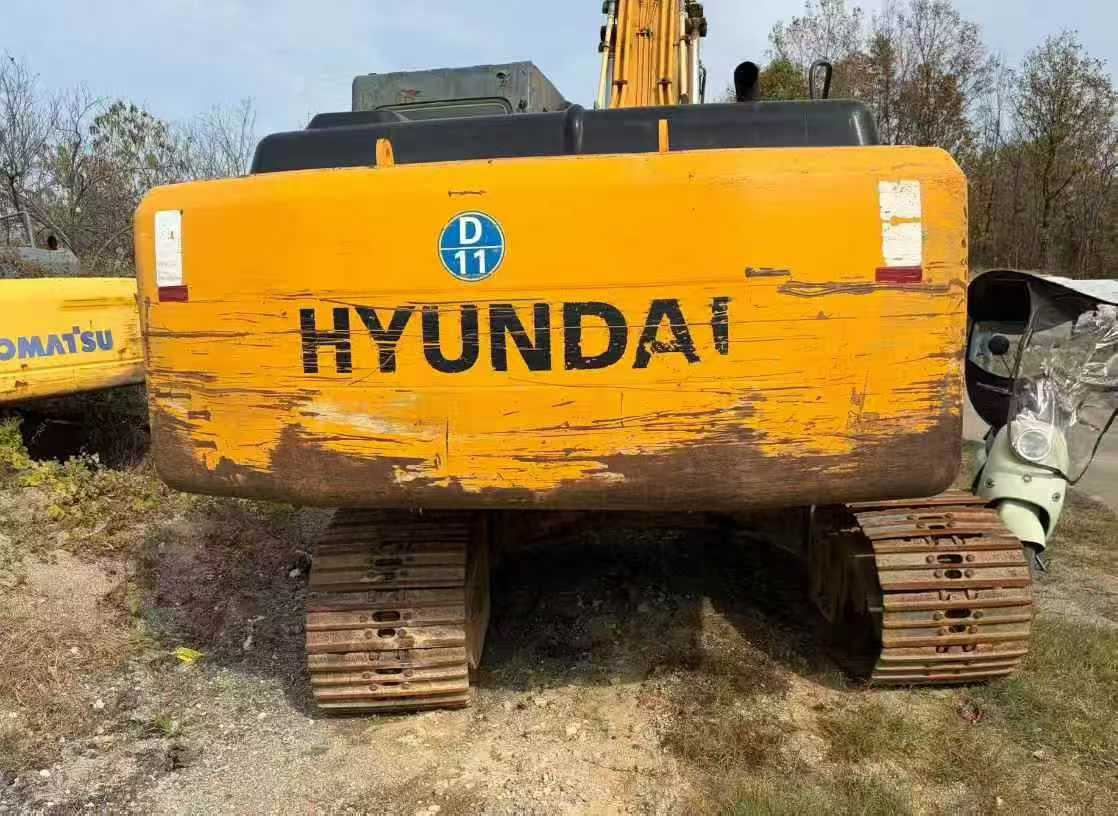 Used Hyundai R215-7 Excavator 2009 Model / 2