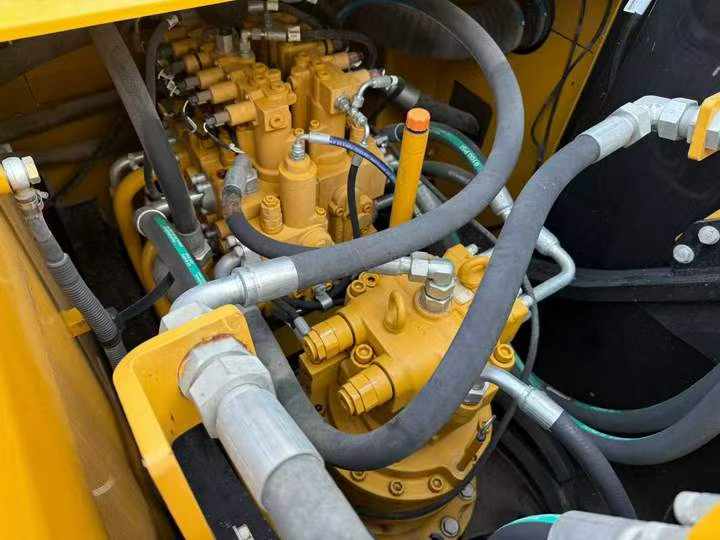 Used Sany SY205H Excavator 2023 Model / 6