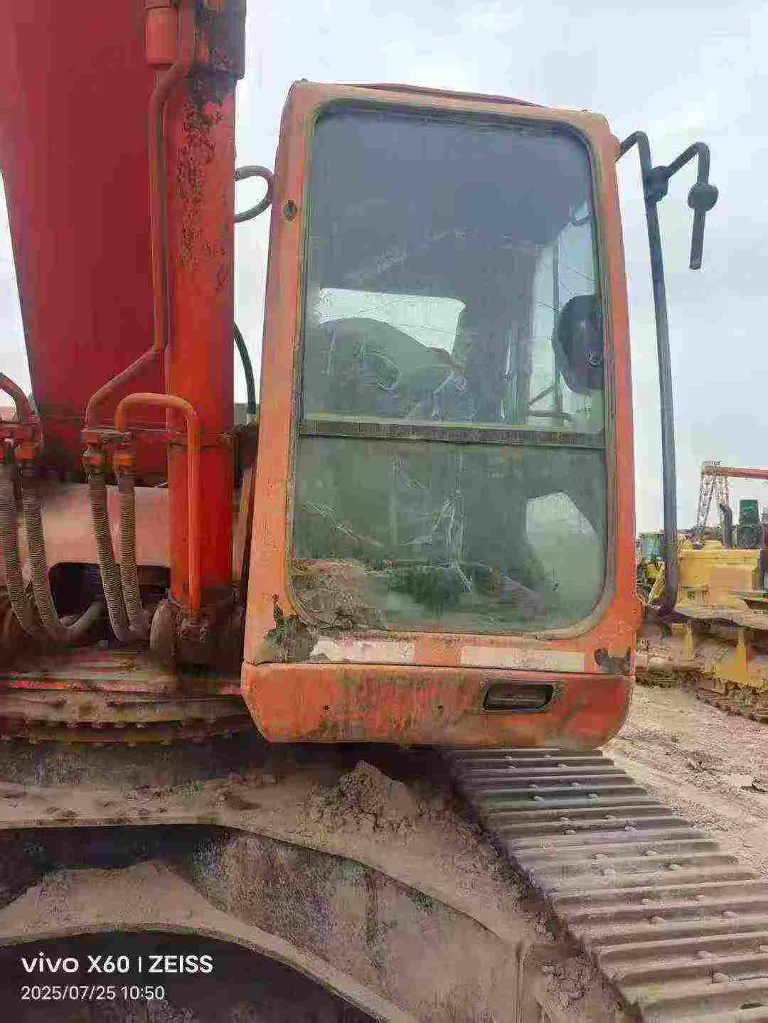 Used Doosan DH70 Excavator 2011 Model / 4