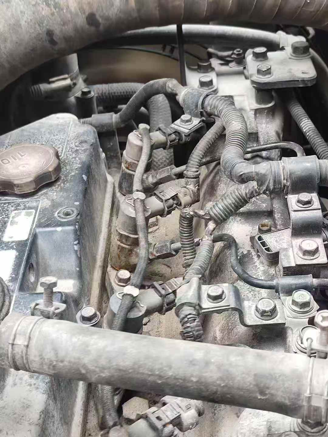 Used Hyundai R130VS Excavator 2018 Model / 4