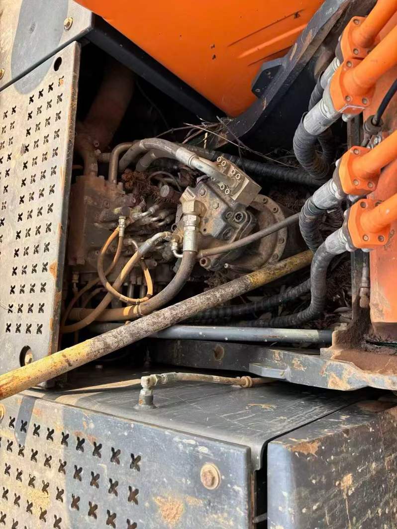 Used Doosan DH220 Excavator 2020 Model / 7