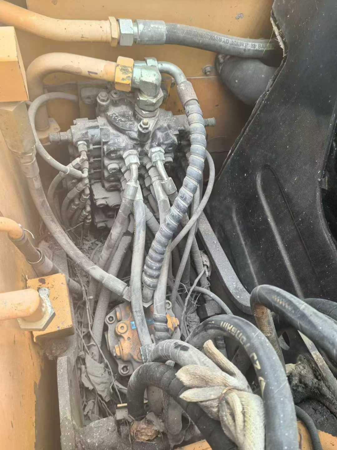 Used Sany SY75 Excavator 2013 Model / 4