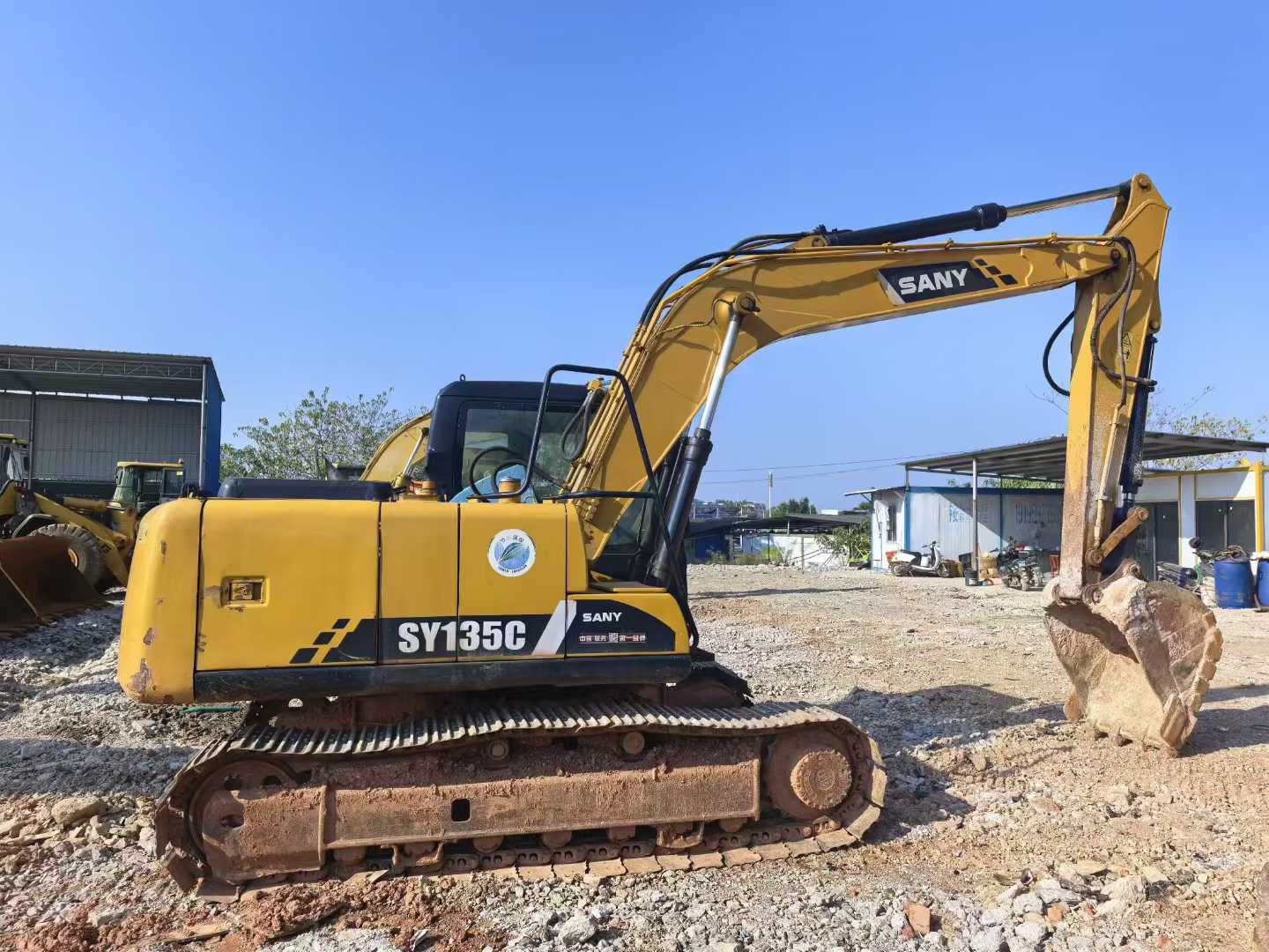 Used Sany SY135 Excavator 2011 Model / 4