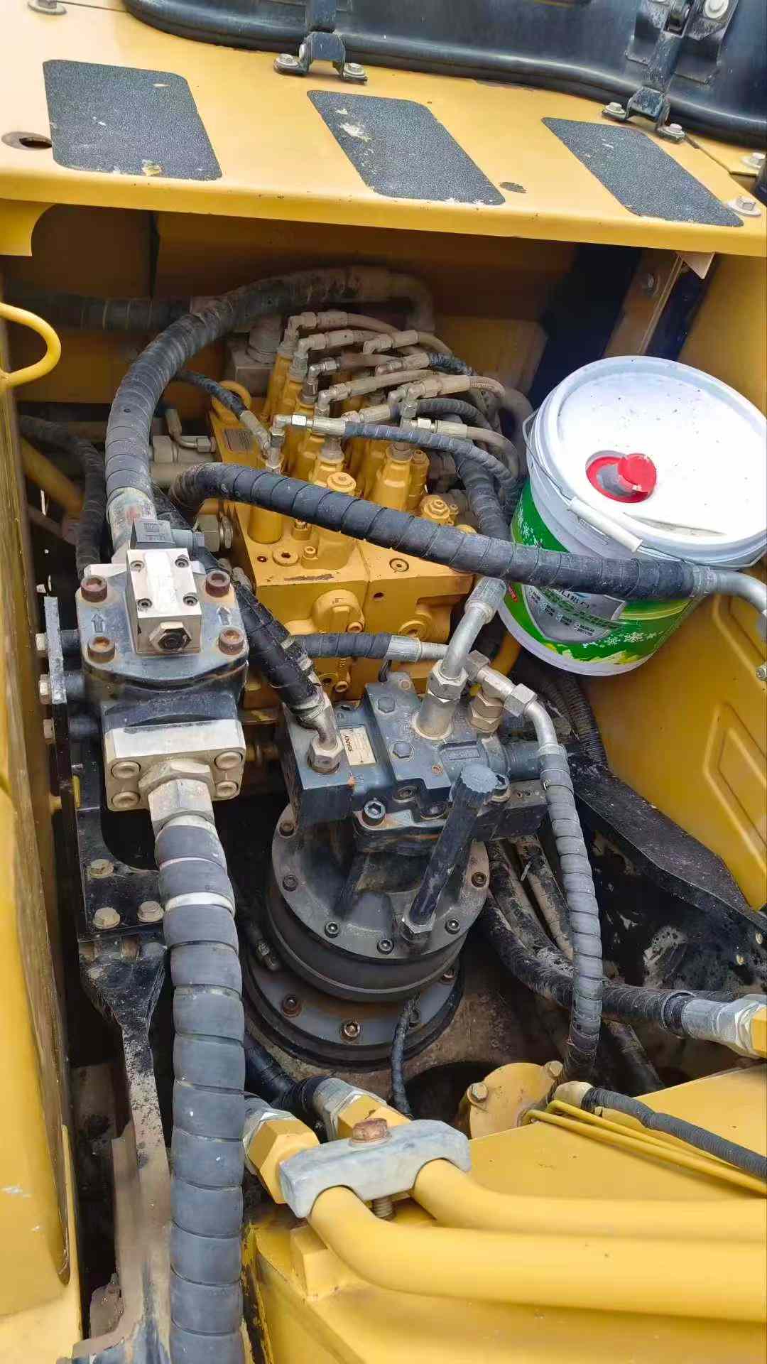 Used Sany SY135 Excavator 2019 Model / 4