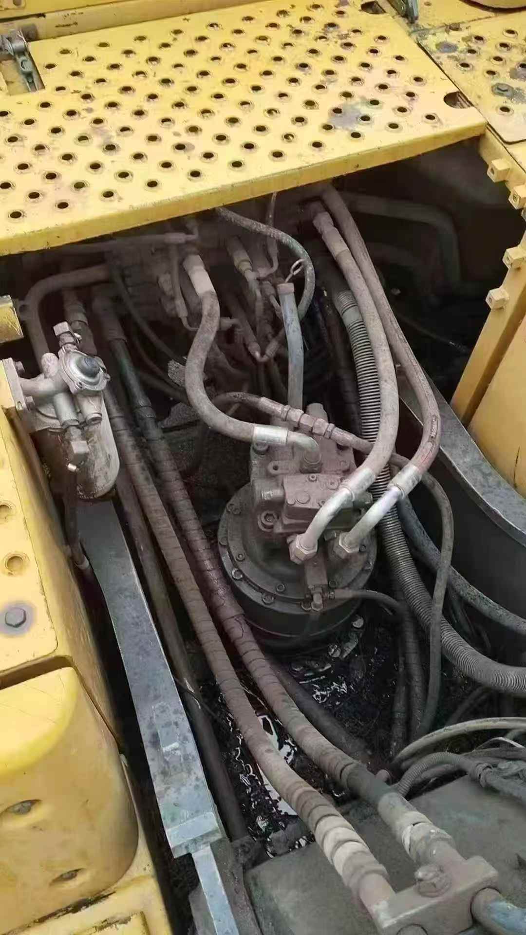 Used Volvo EW200B Excavator 2016 Model / 5