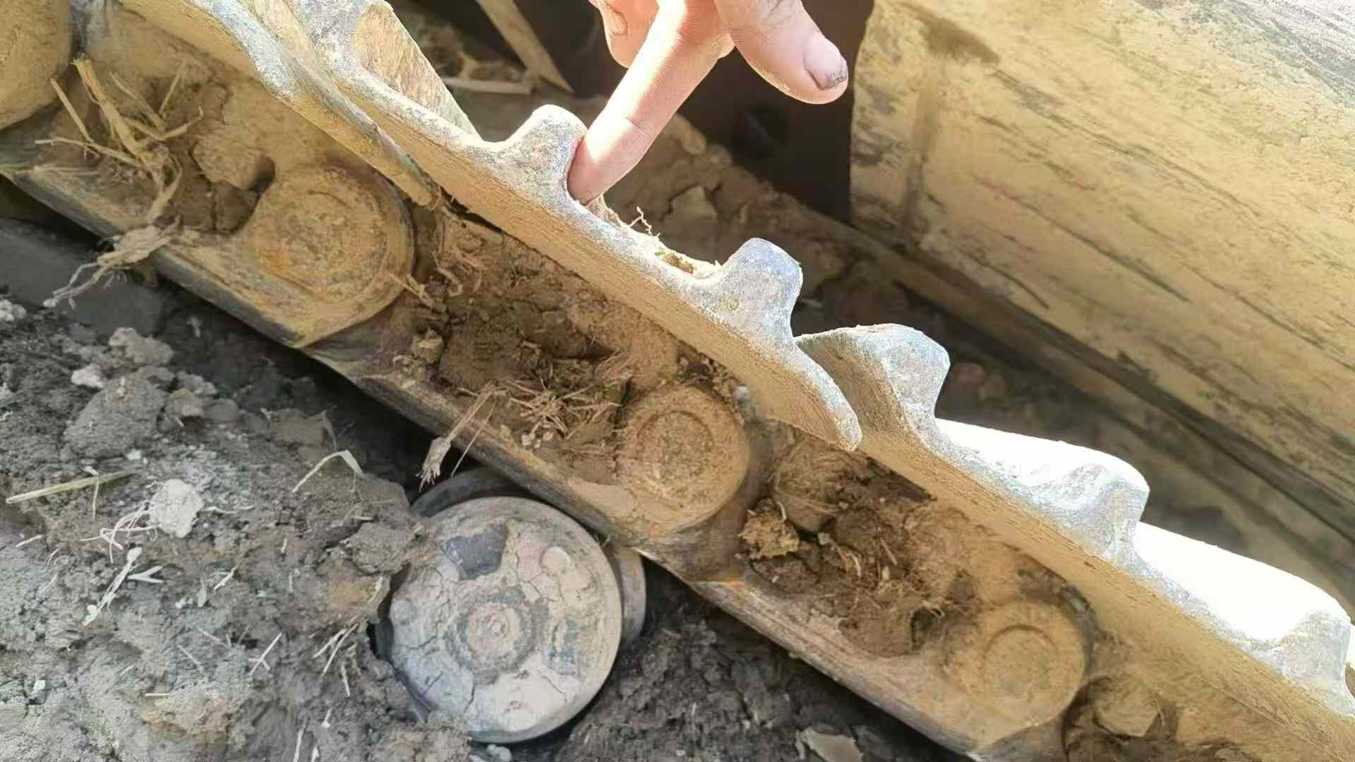 Used Volvo EC200D Excavator 2020 Model / 5