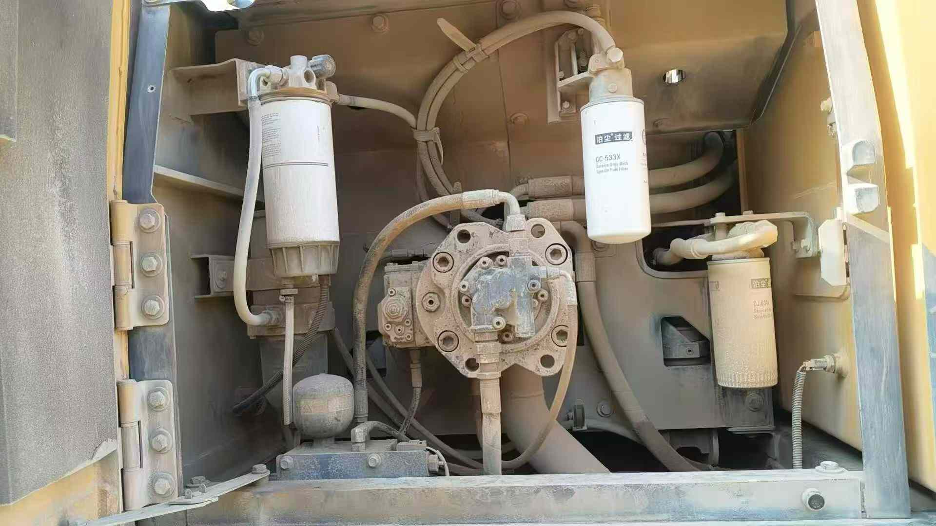 Used Volvo EC200D Excavator 2020 Model / 4