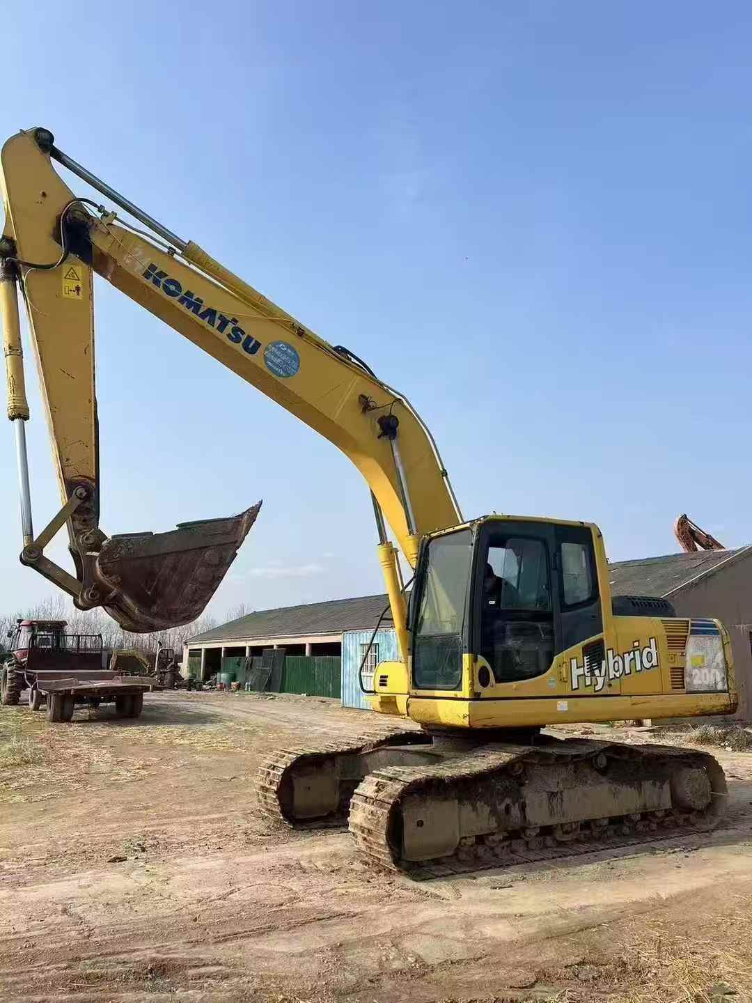 Used Komatsu PC200 Excavator 2016 Model / 6