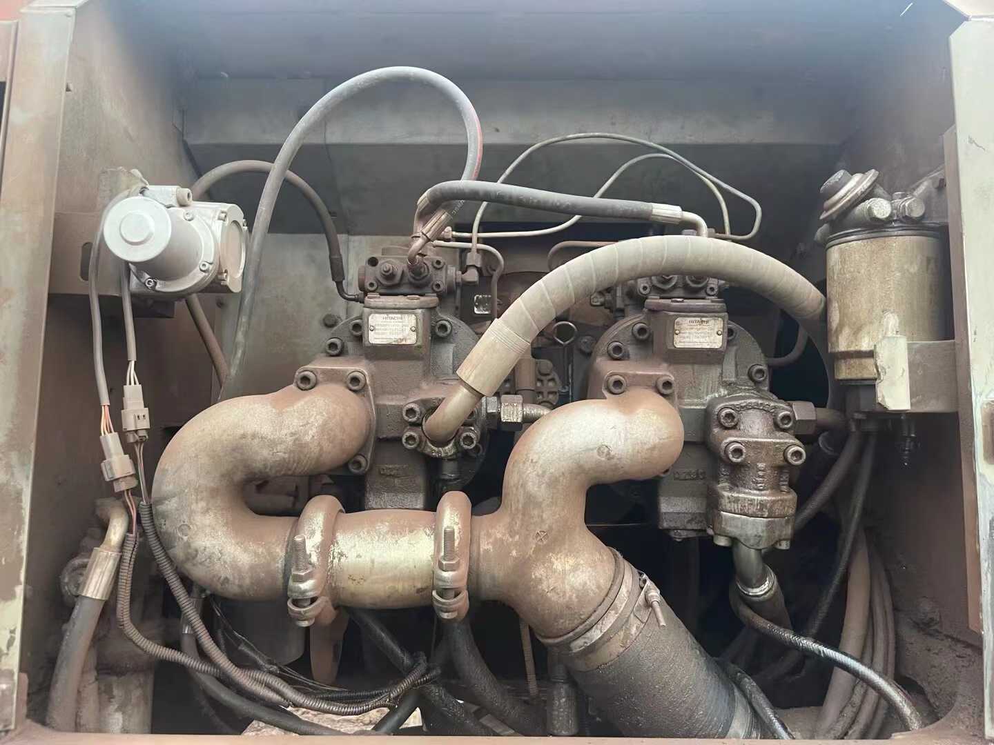 Used Hitachi ZX60 Excavator 2010 Model / 7