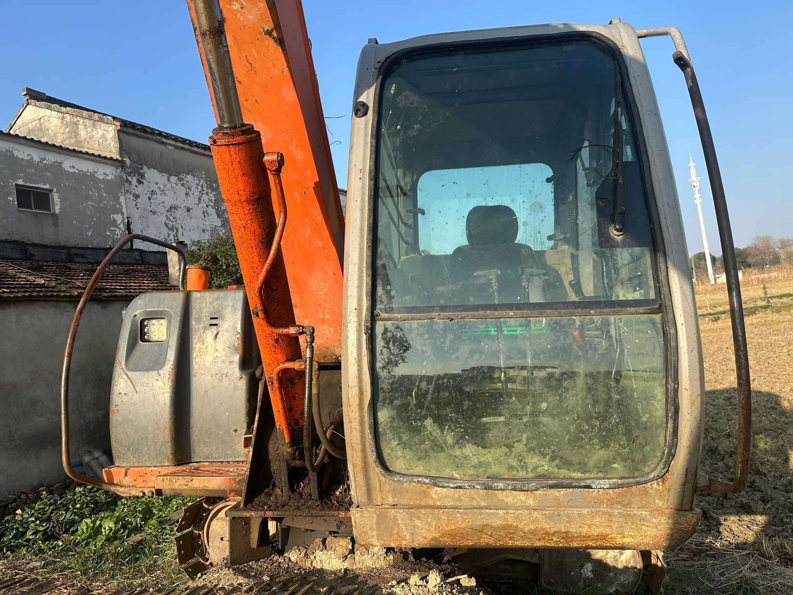 Used Hitachi ZX70 Excavator 2010 Model / 7