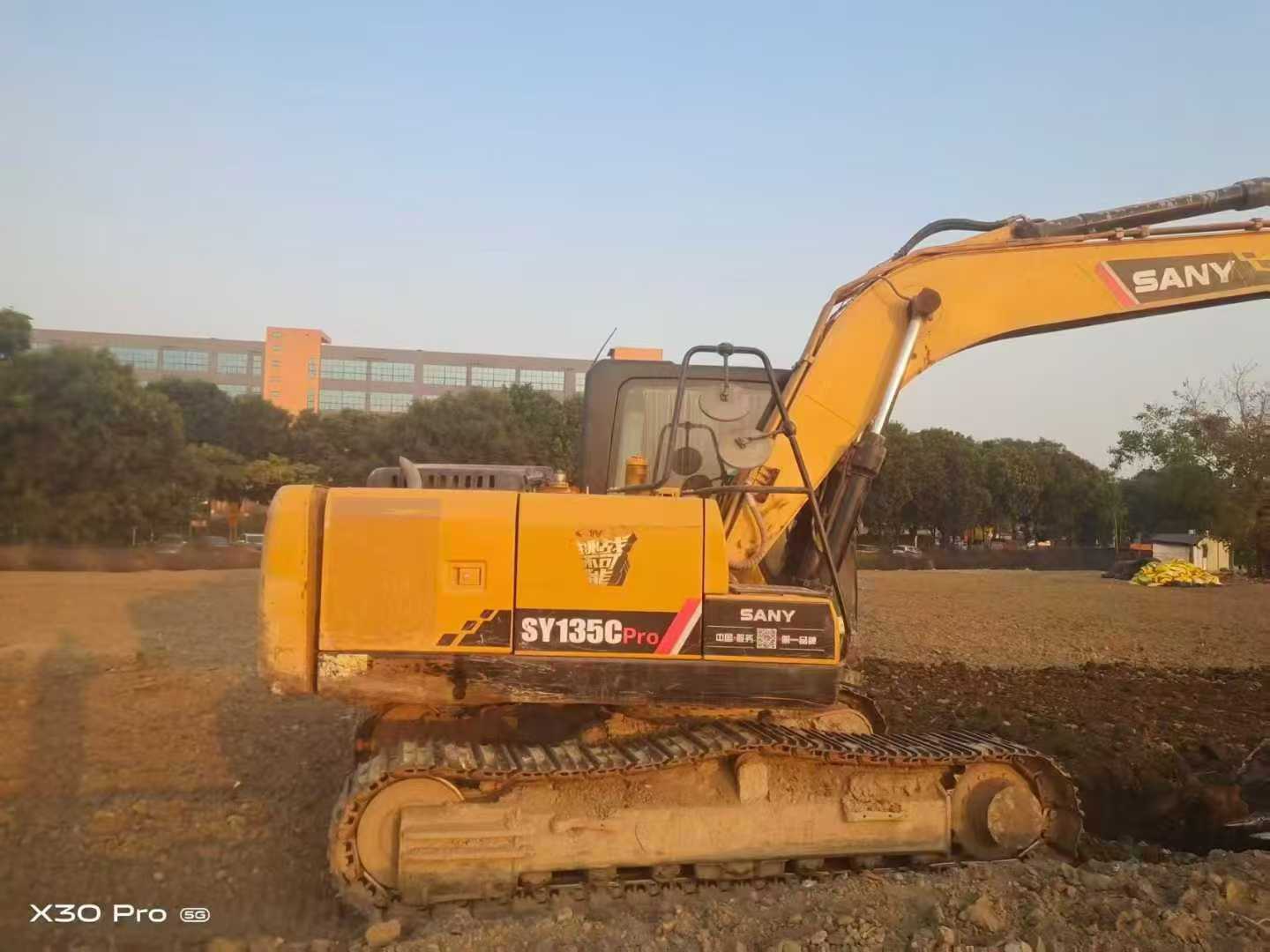 Used Sany SY135 Excavator 2021 Model / 9