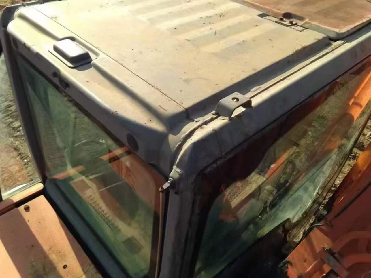 Used Hitachi ZAXIS200 Excavator 2010 Model / 6