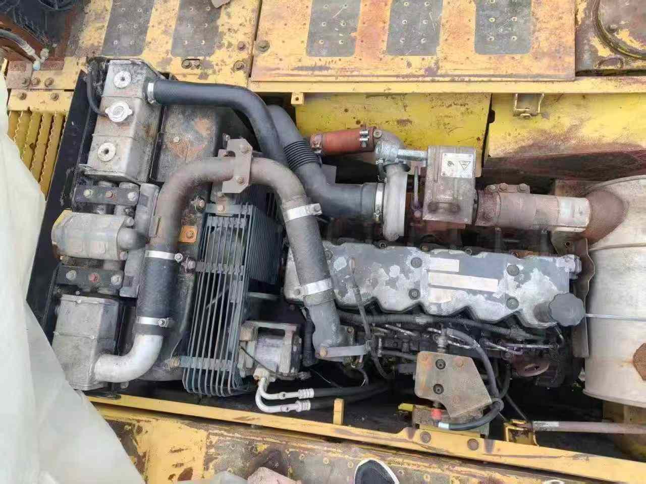 Used Komatsu PC220-8 Excavator 2016 Model / 7