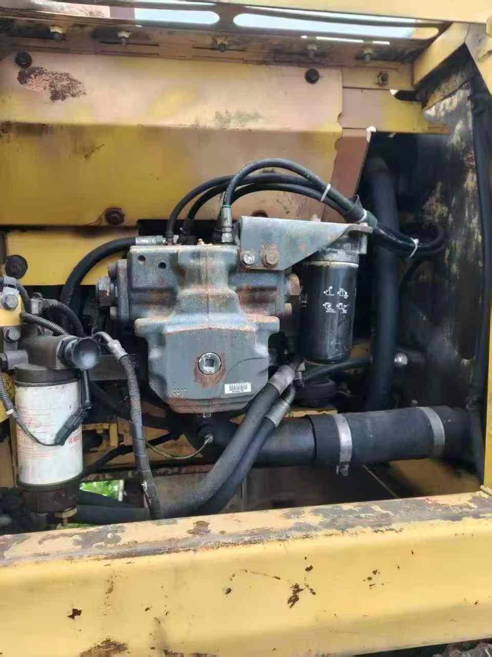 Used Komatsu PC220-8 Excavator 2016 Model / 9