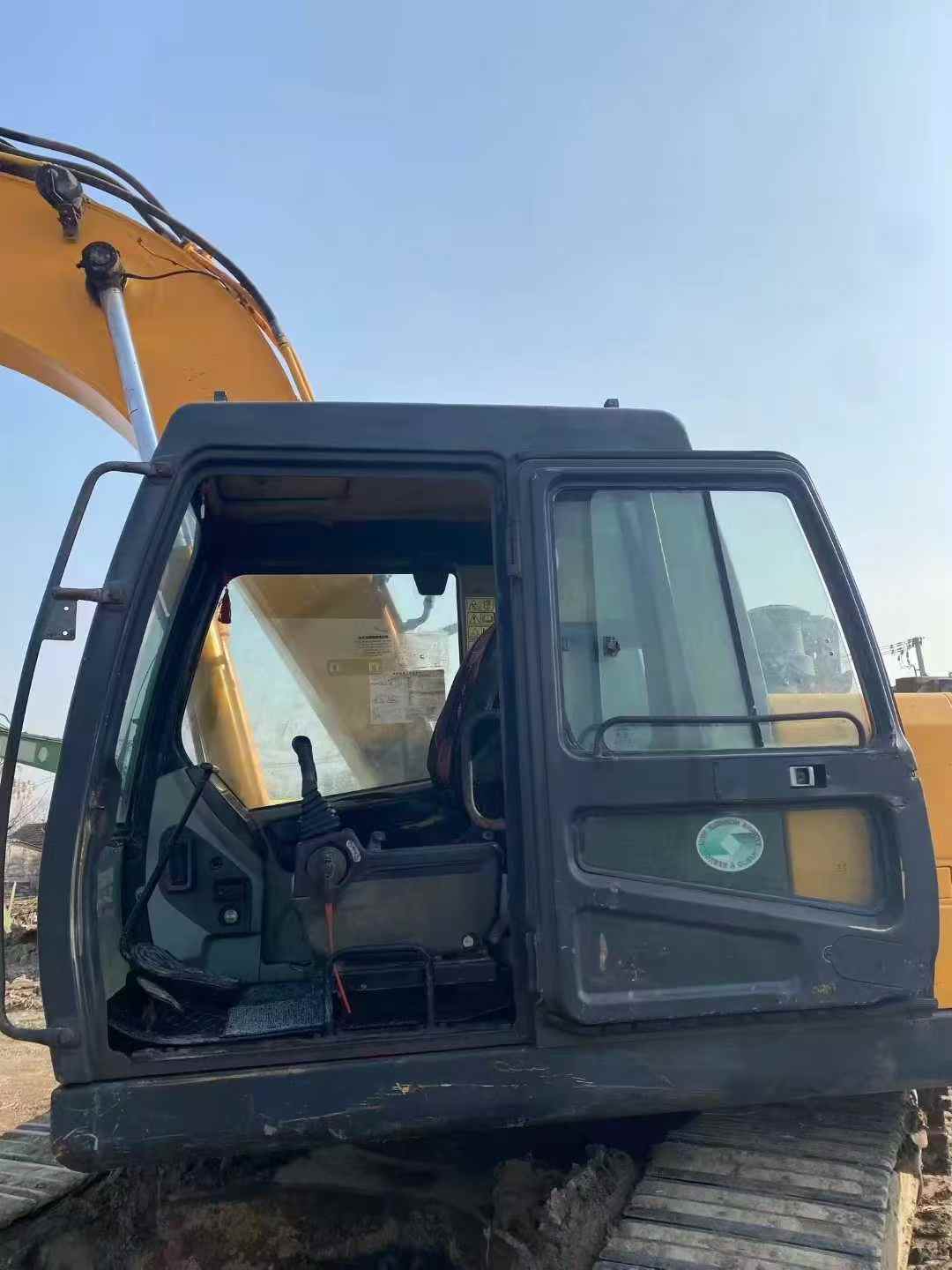 Used Hyundai R215-7 Excavator 2011 Model / 5