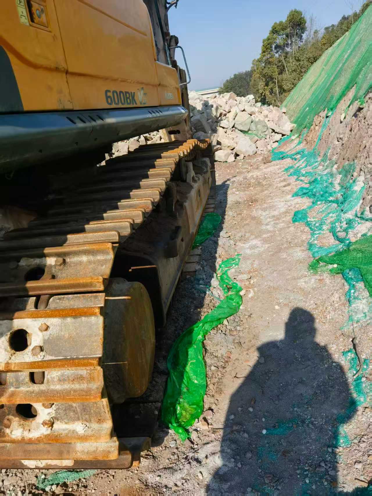 Used Hyundai HX60 Excavator 2021 Model / 3