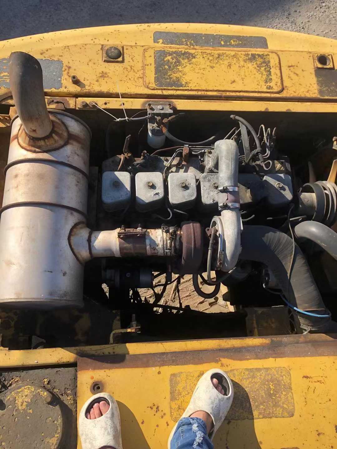 Used Komatsu PC200 Excavator 2016 Model / 4