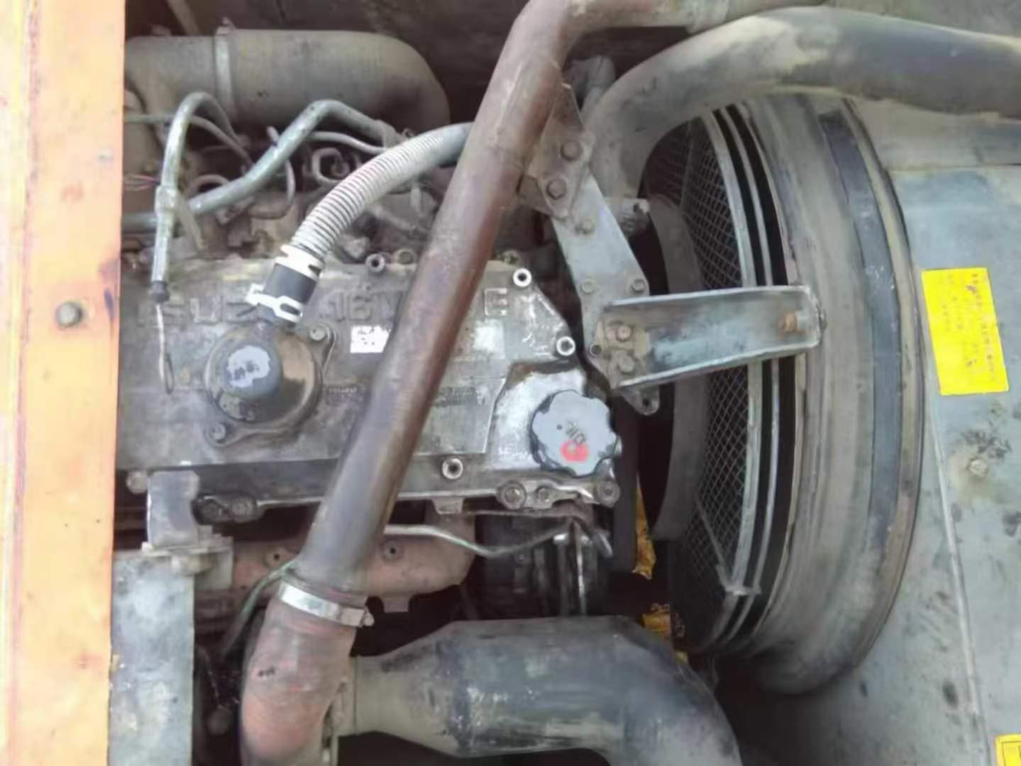 Used Hitachi ZAXIS200 Excavator 2010 Model / 7