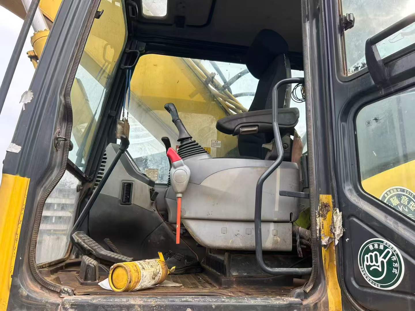 Used Komatsu PC300 Excavator 2012 Model / 7