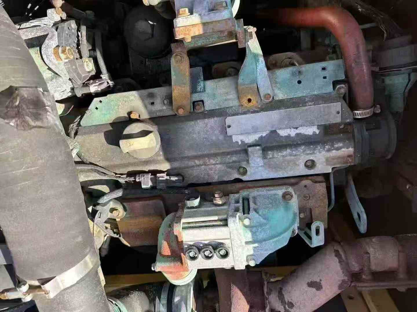 Used Volvo EC140 Excavator 2012 Model / 8