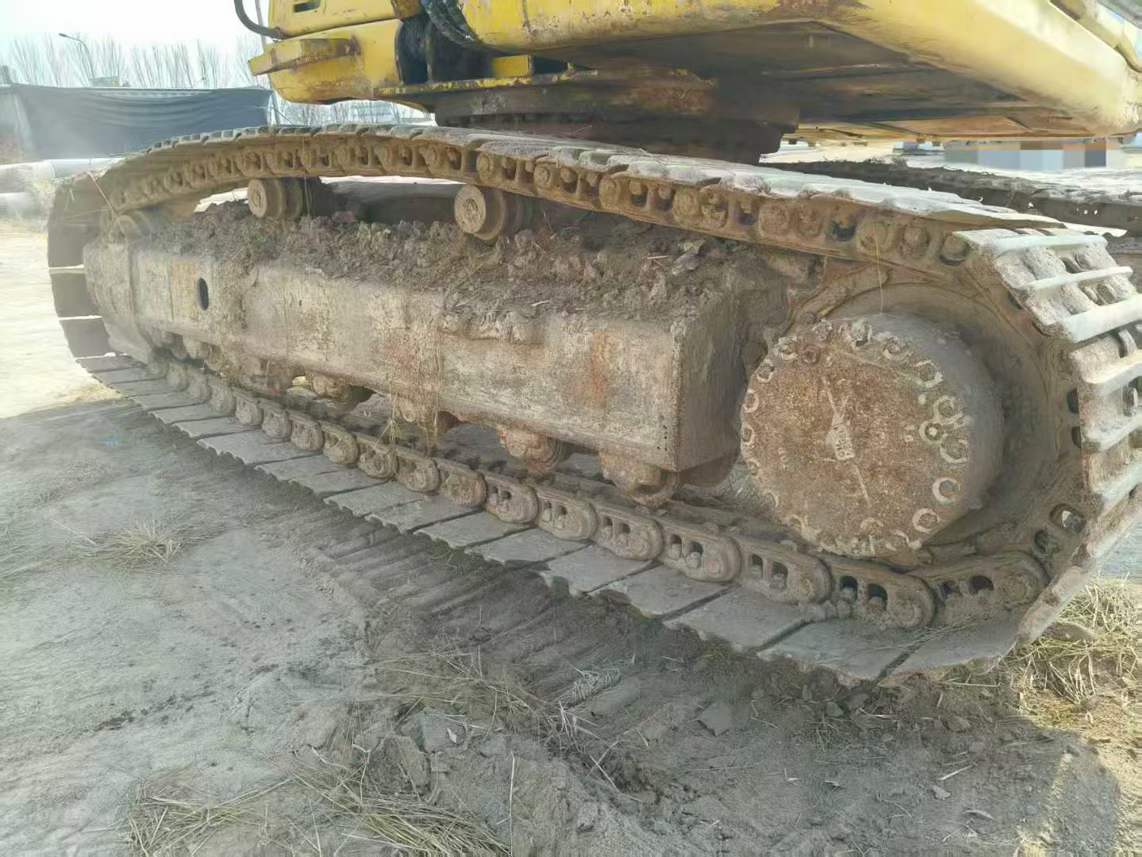 Used Komatsu PW200-7 Excavator 2016 Model / 2