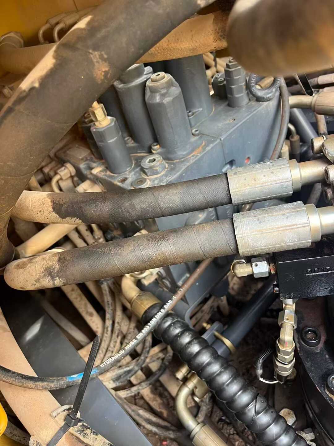 Used XCMG LW200 Excavator 2016 Model / 5