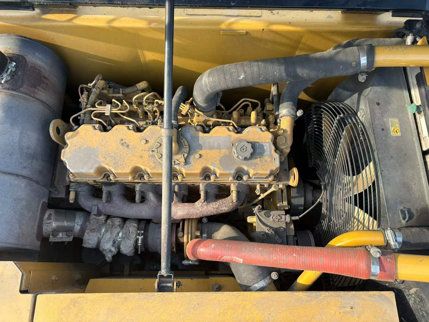 Used Caterpillar 323D2L Excavator 2016 Model / 8