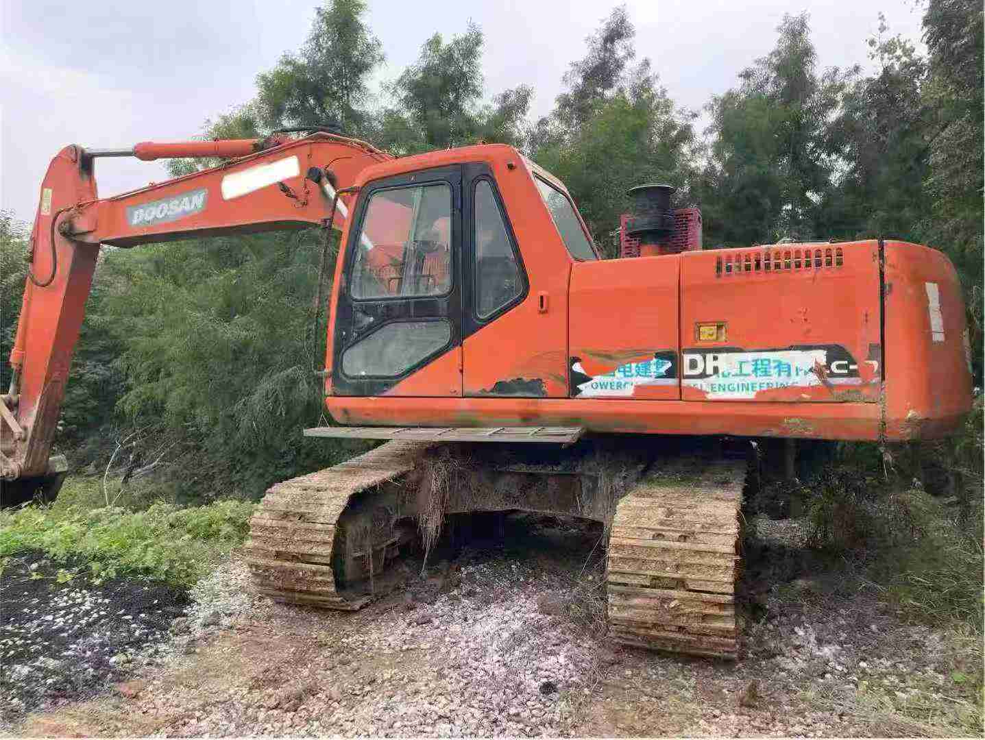 Used Doosan DH220-5 Excavator 2016 Model / 2