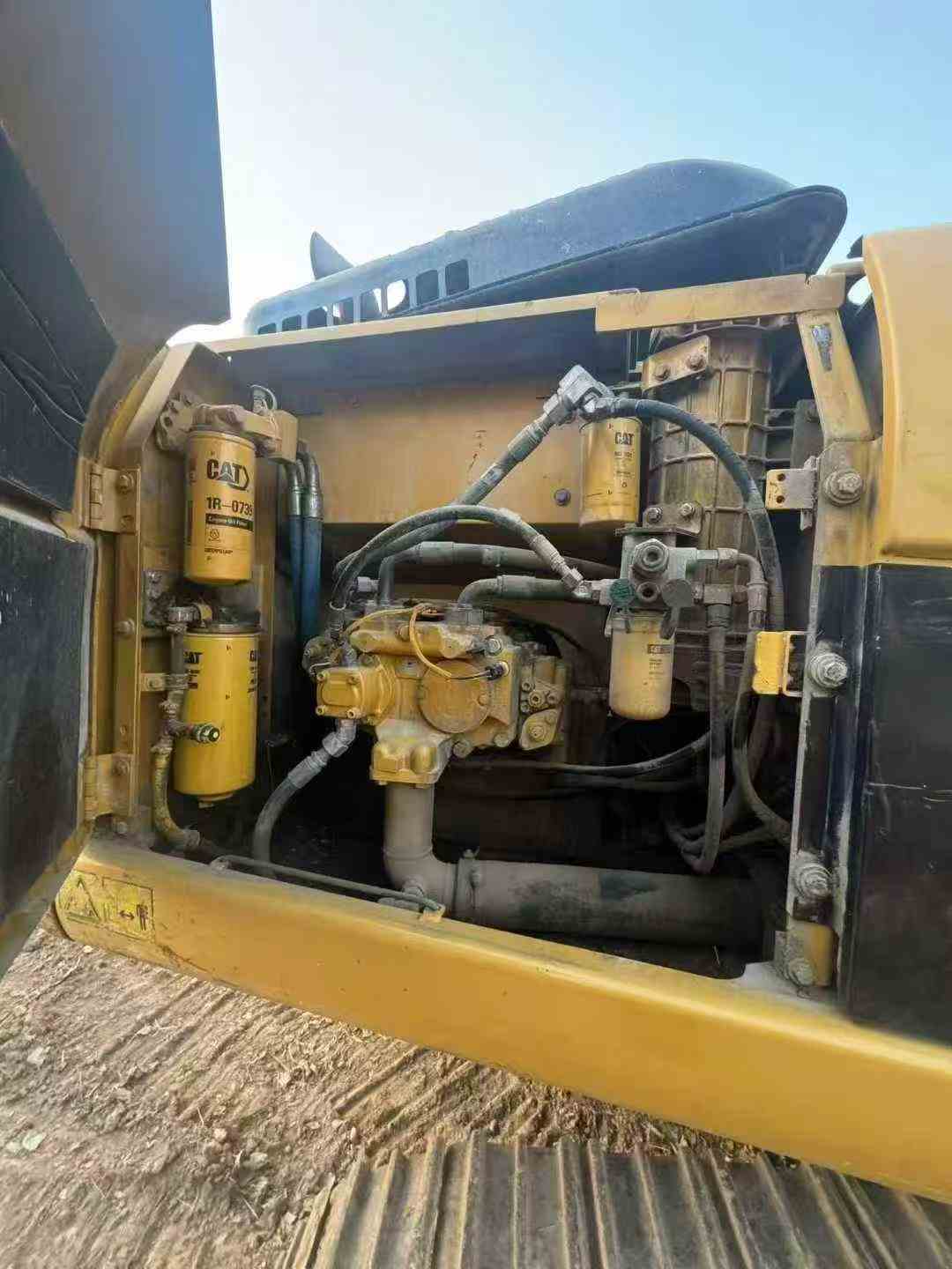 Used Caterpillar CT20 Excavator 2012 Model / 4