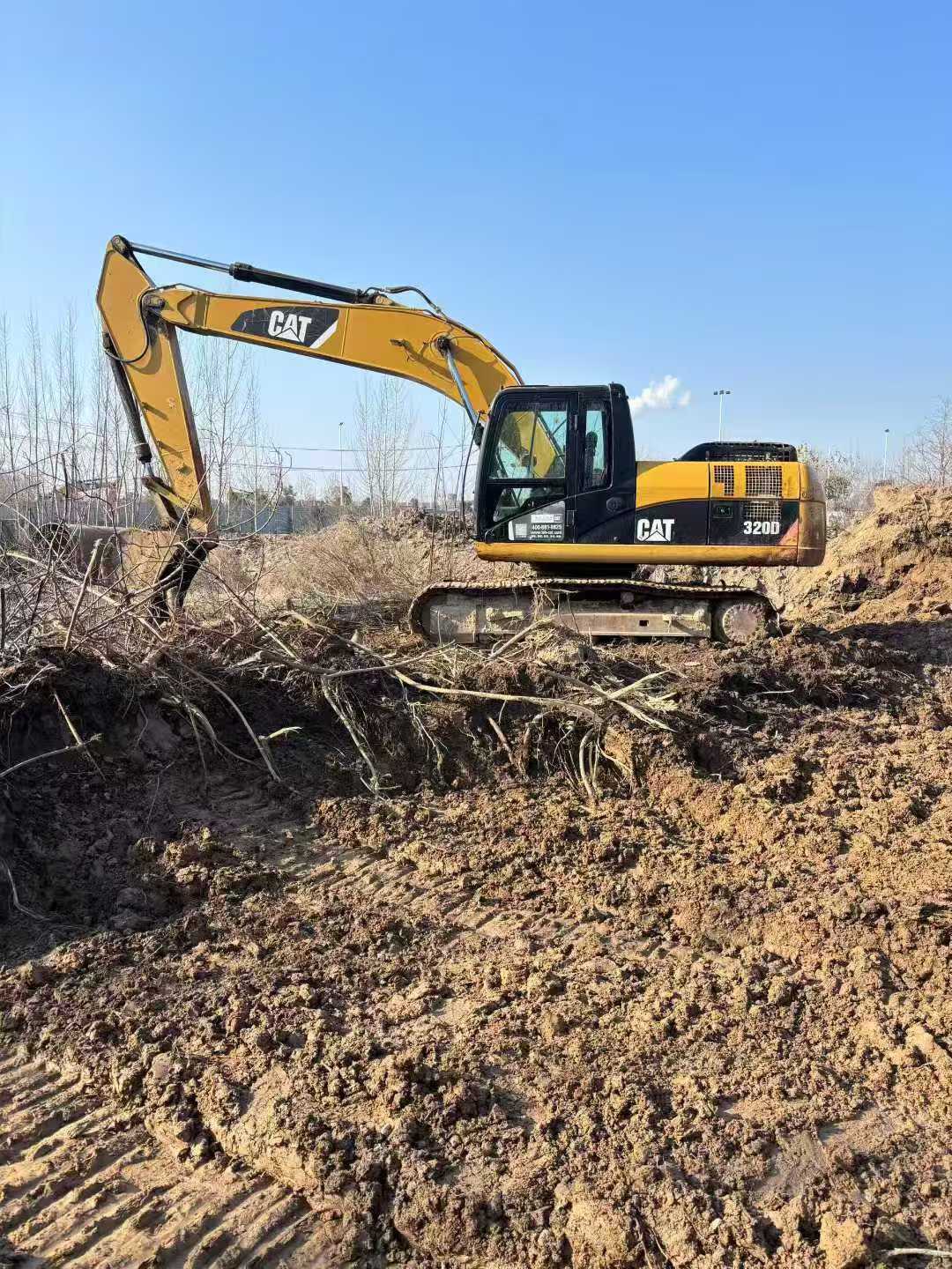 Used Caterpillar 320D Excavator 2012 Model / 9