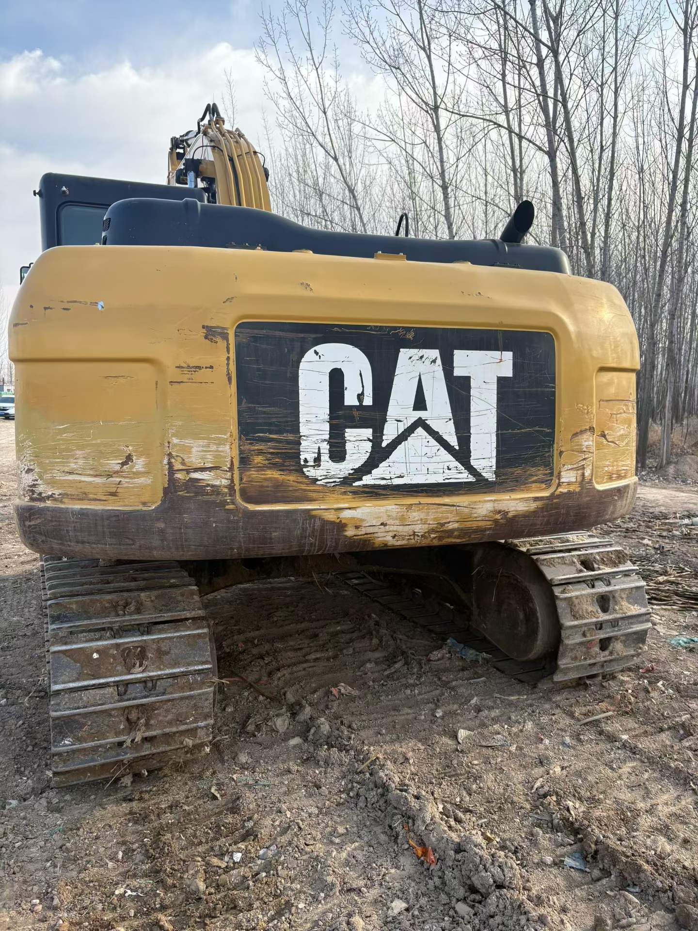 Used Caterpillar 323D2L Excavator 2016 Model / 4