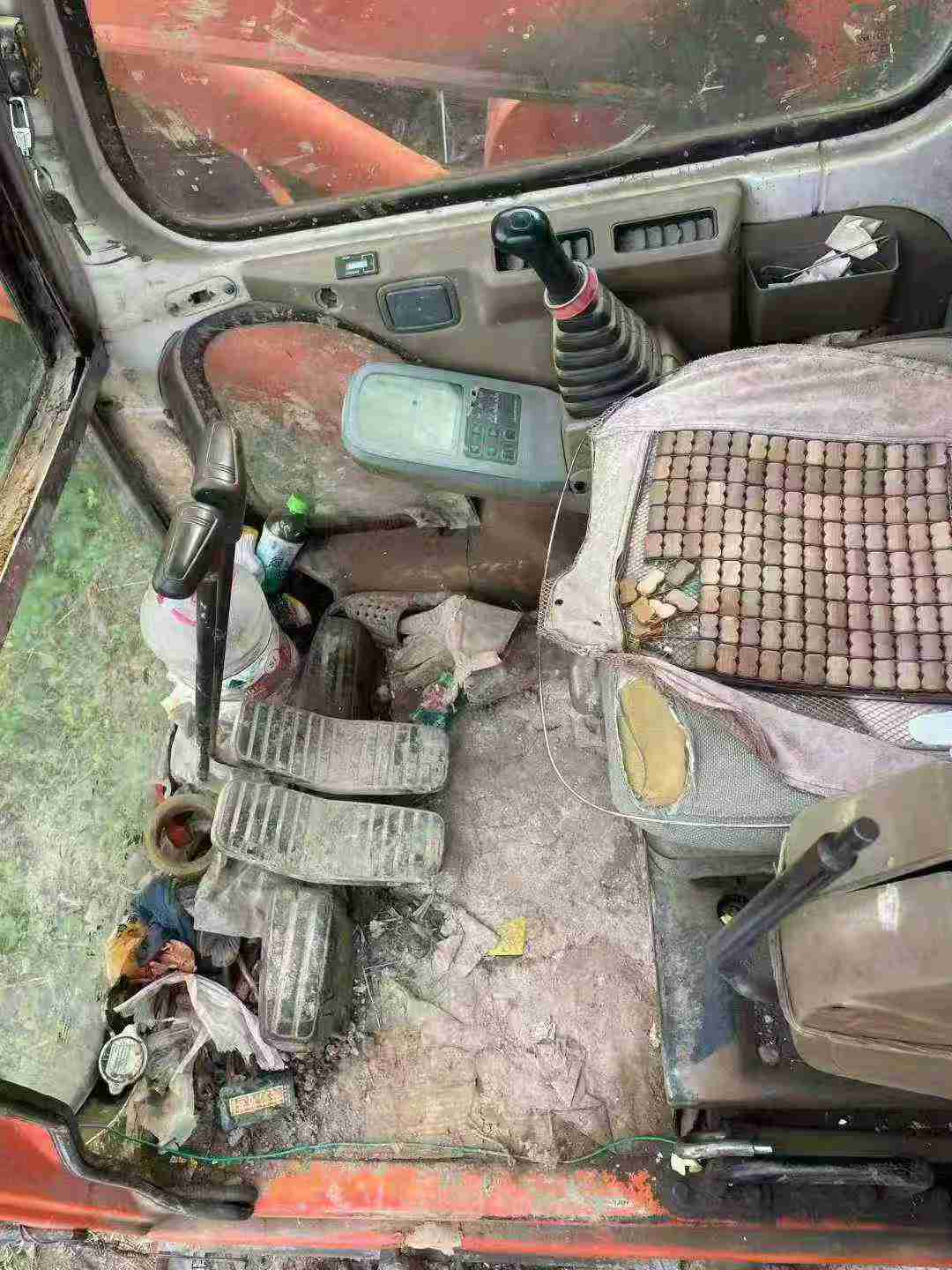 Used Doosan DH220-5 Excavator 2016 Model / 6