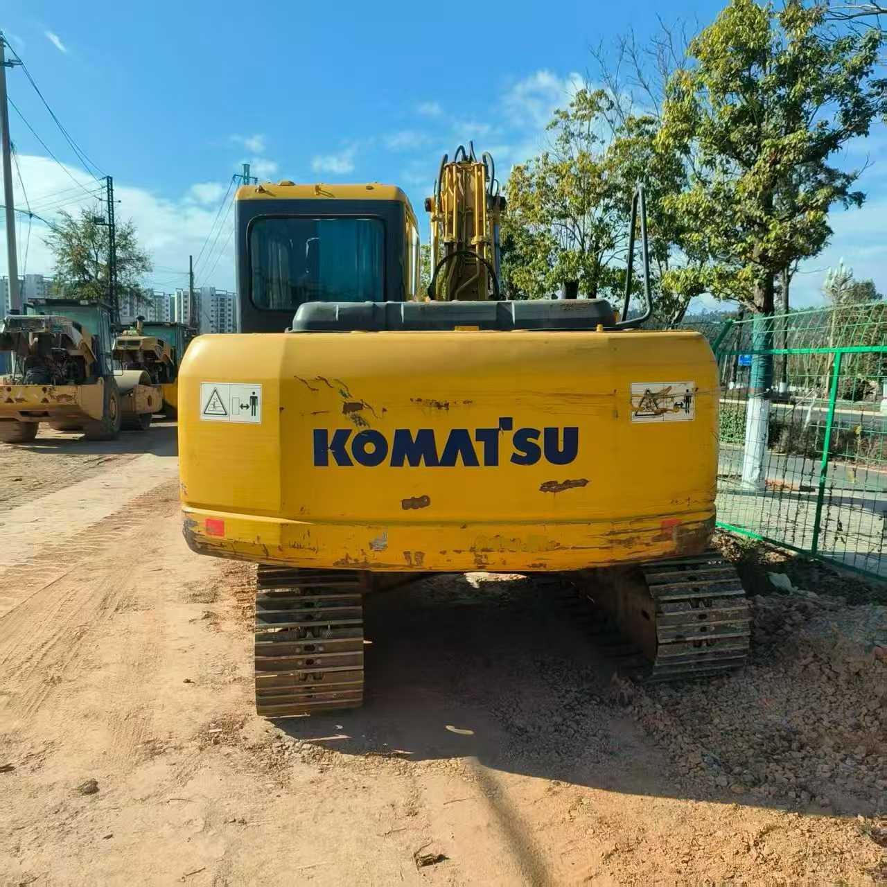 Used 小松 PC130 Excavator 2016 Model