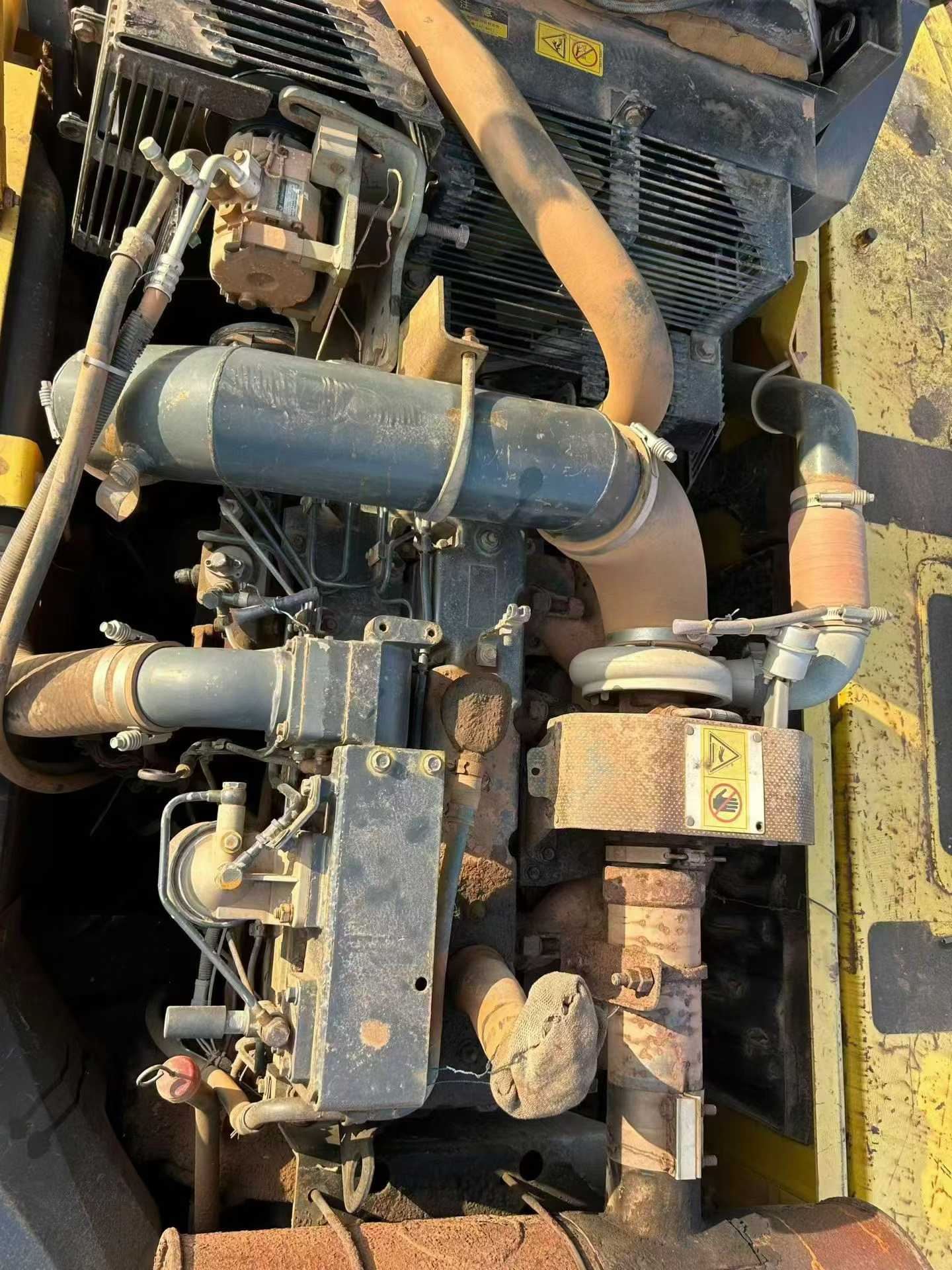 Used Komatsu PC300 Excavator 2016 Model / 8