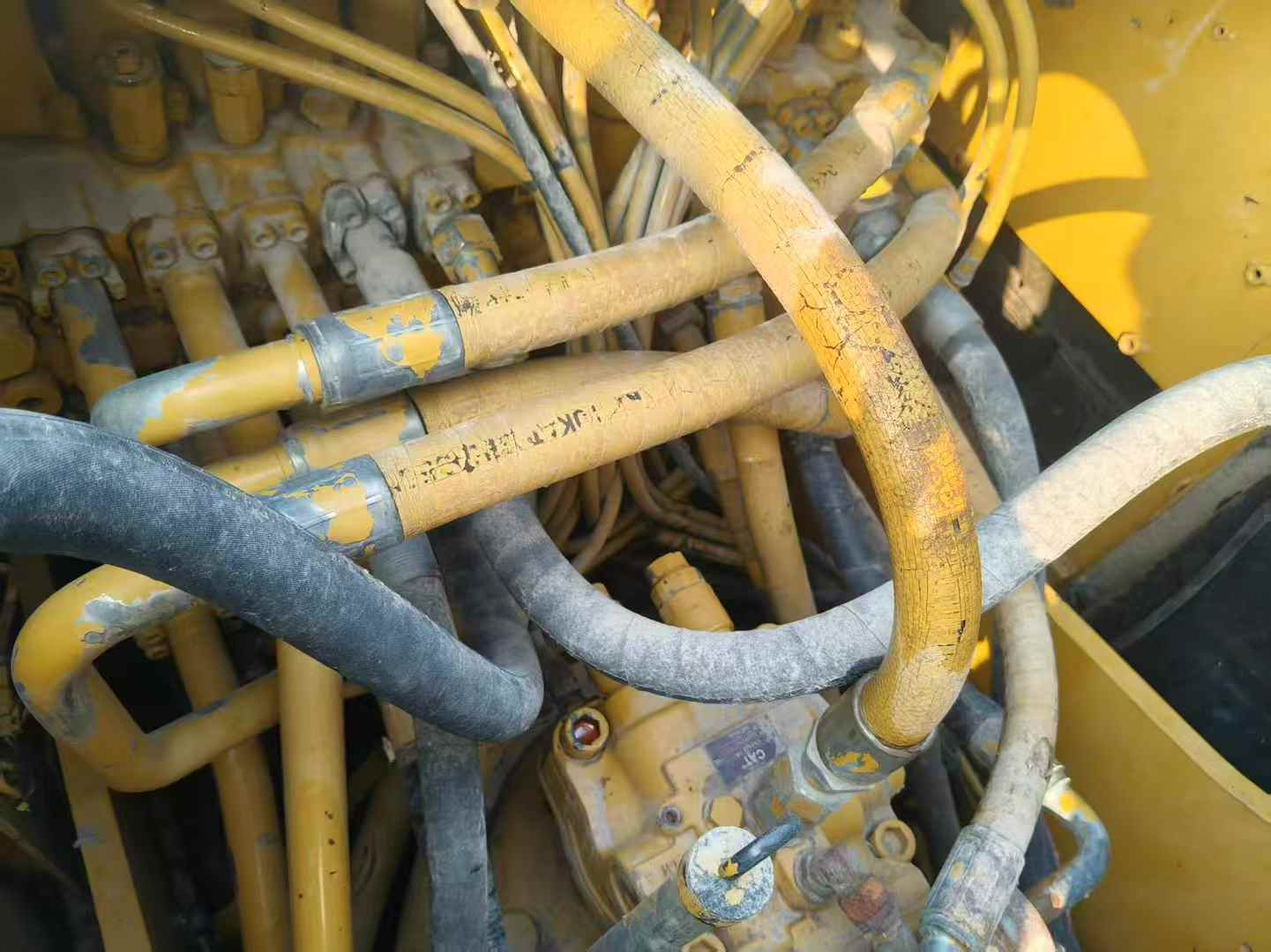 Used Caterpillar 320D Excavator 2012 Model / 6