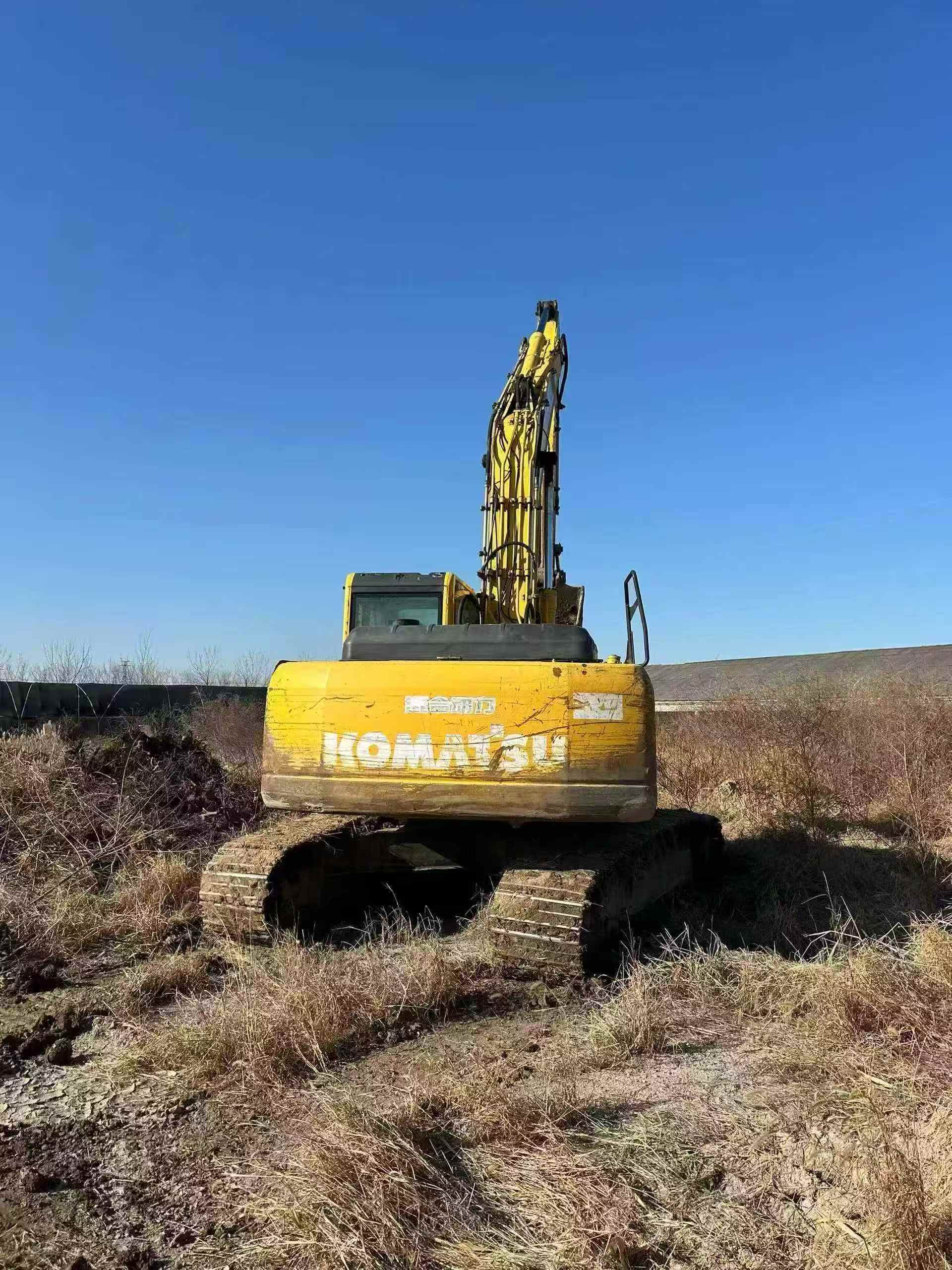 Used Komatsu HB215LC-1 Excavator 2013 Model / 2