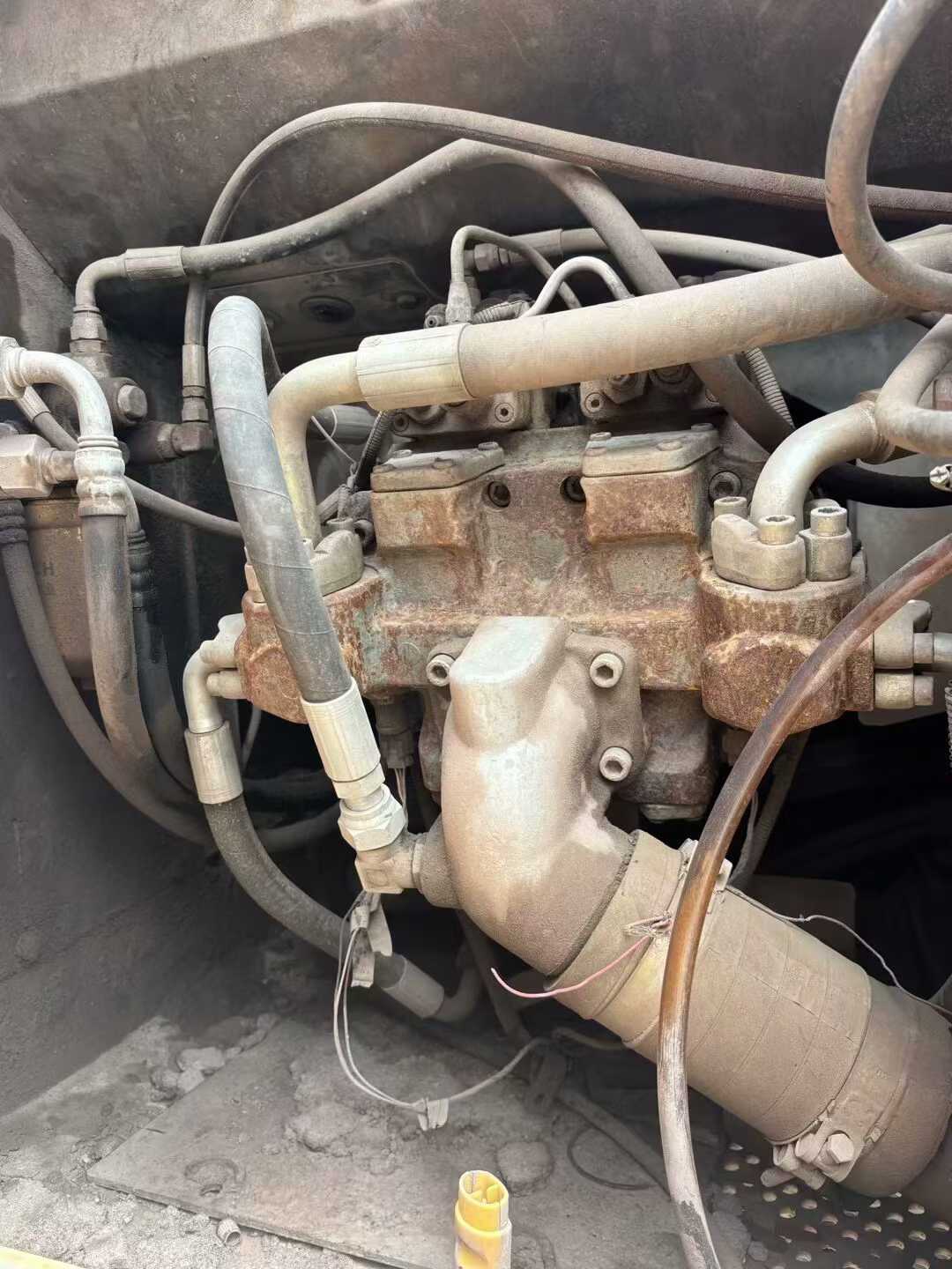 Used Hitachi EX210 Excavator 2016 Model / 2