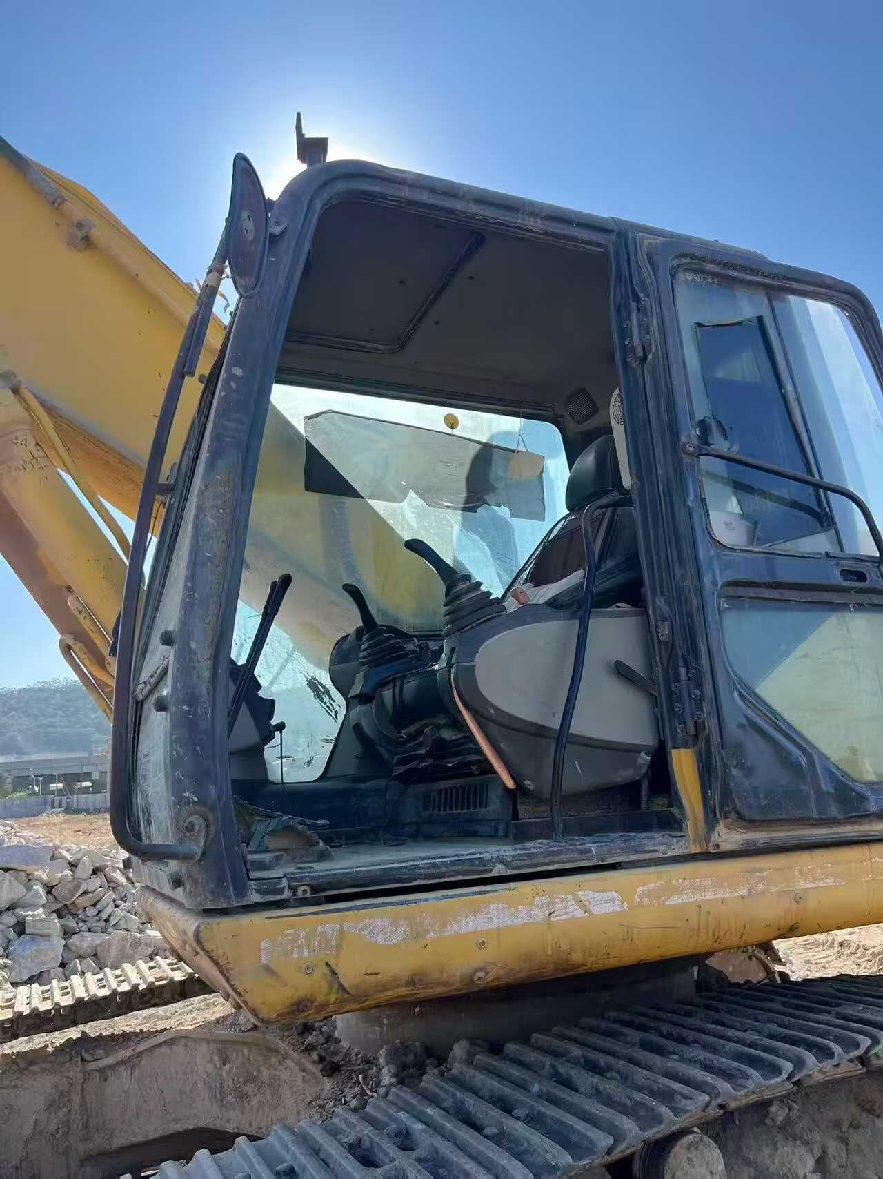 Used Caterpillar 326DL Excavator 2016 Model / 3