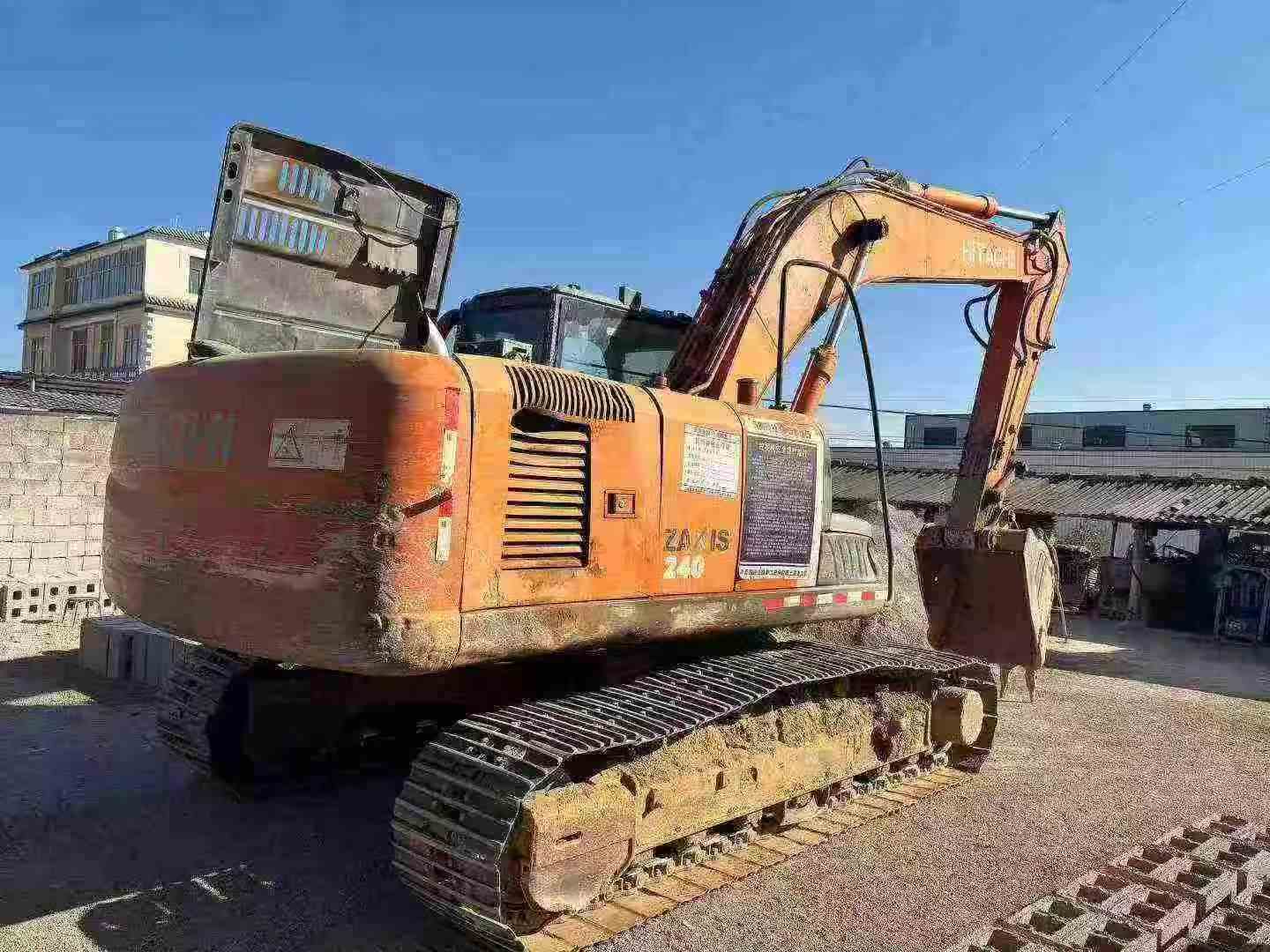 Used Hitachi EX210 Excavator 2012 Model / 3