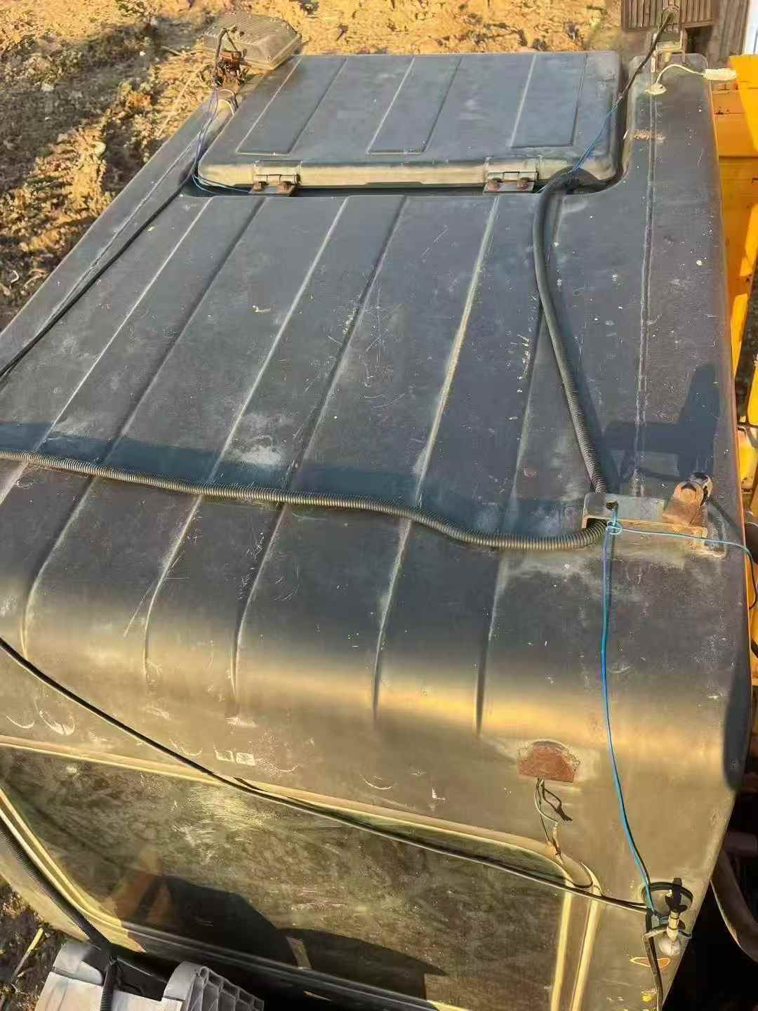 Used Hyundai R215VSN Excavator 2011 Model / 8