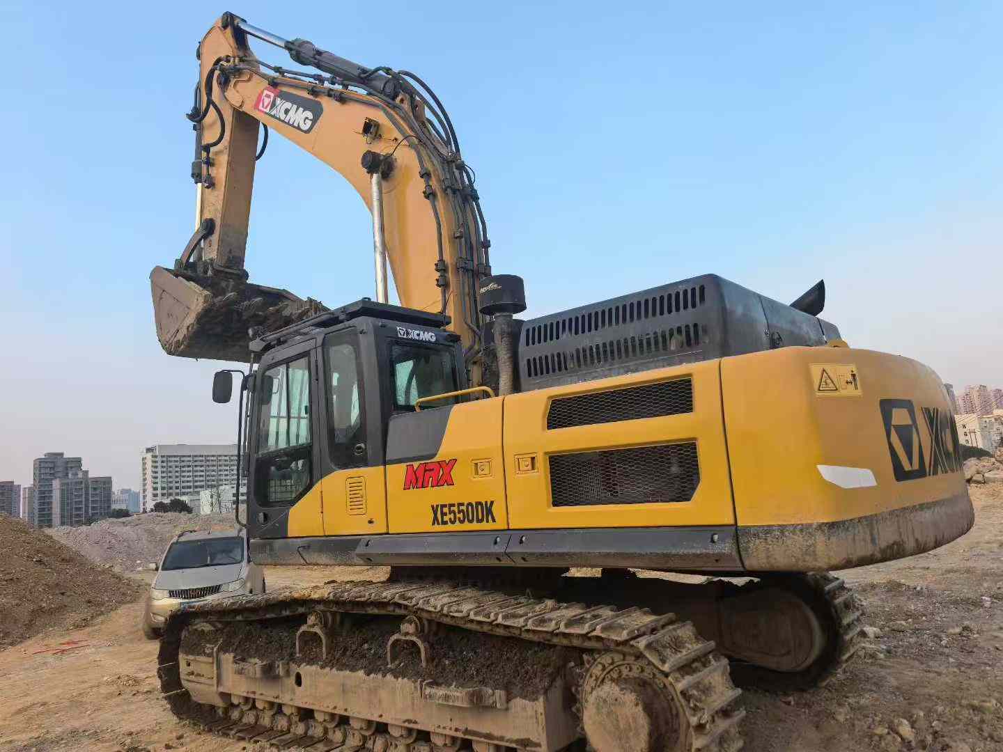 Used XCMG LW550KV Excavator 2022 Model / 4