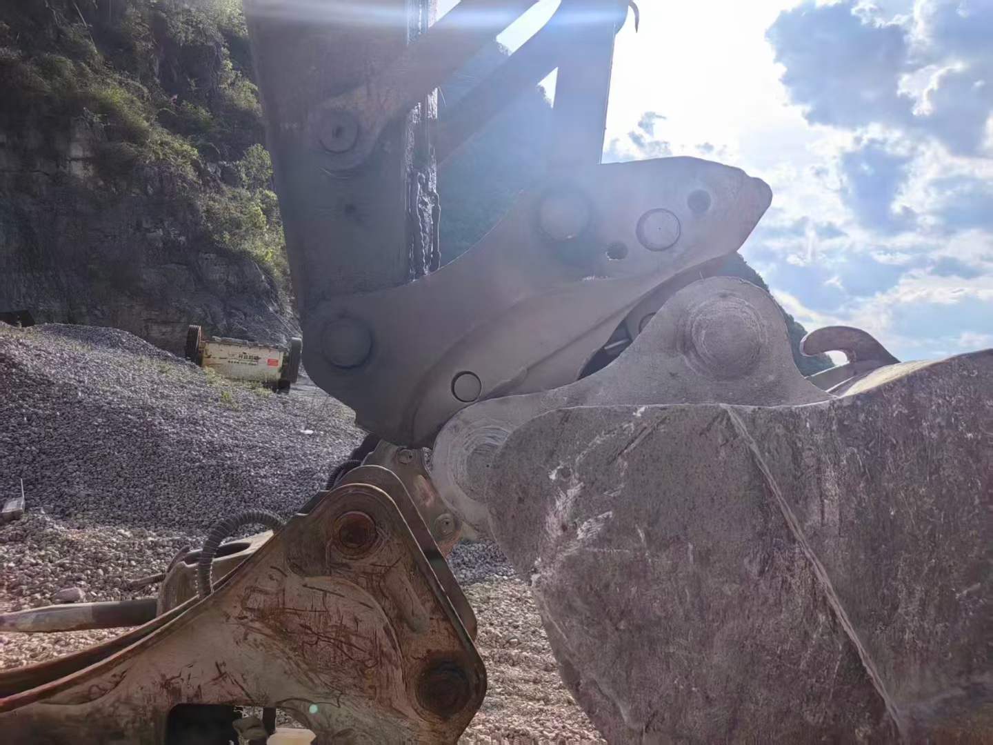 Used Caterpillar 326DL Excavator 2016 Model / 9